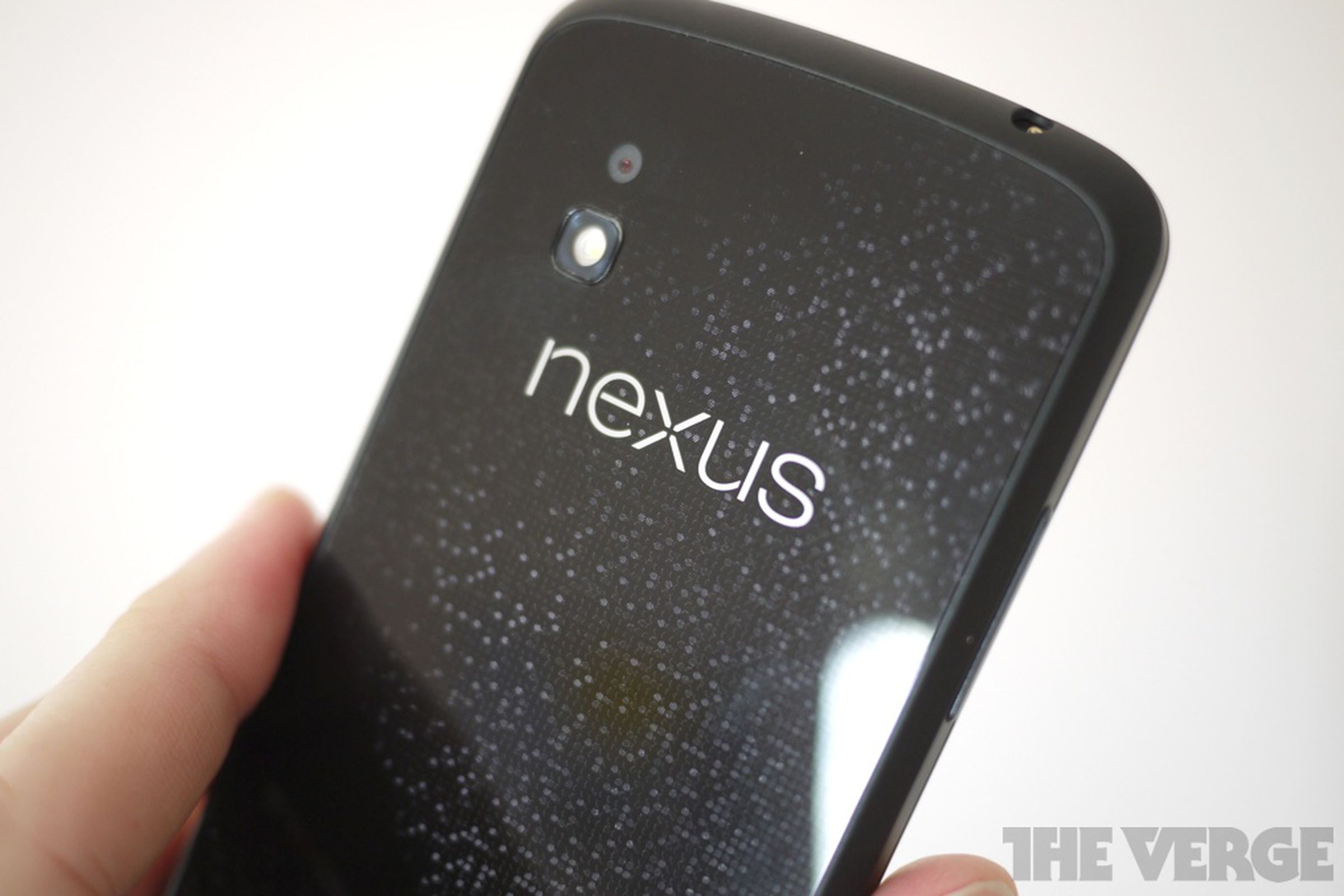 Gallery Photo: Hands-on with the Nexus 4