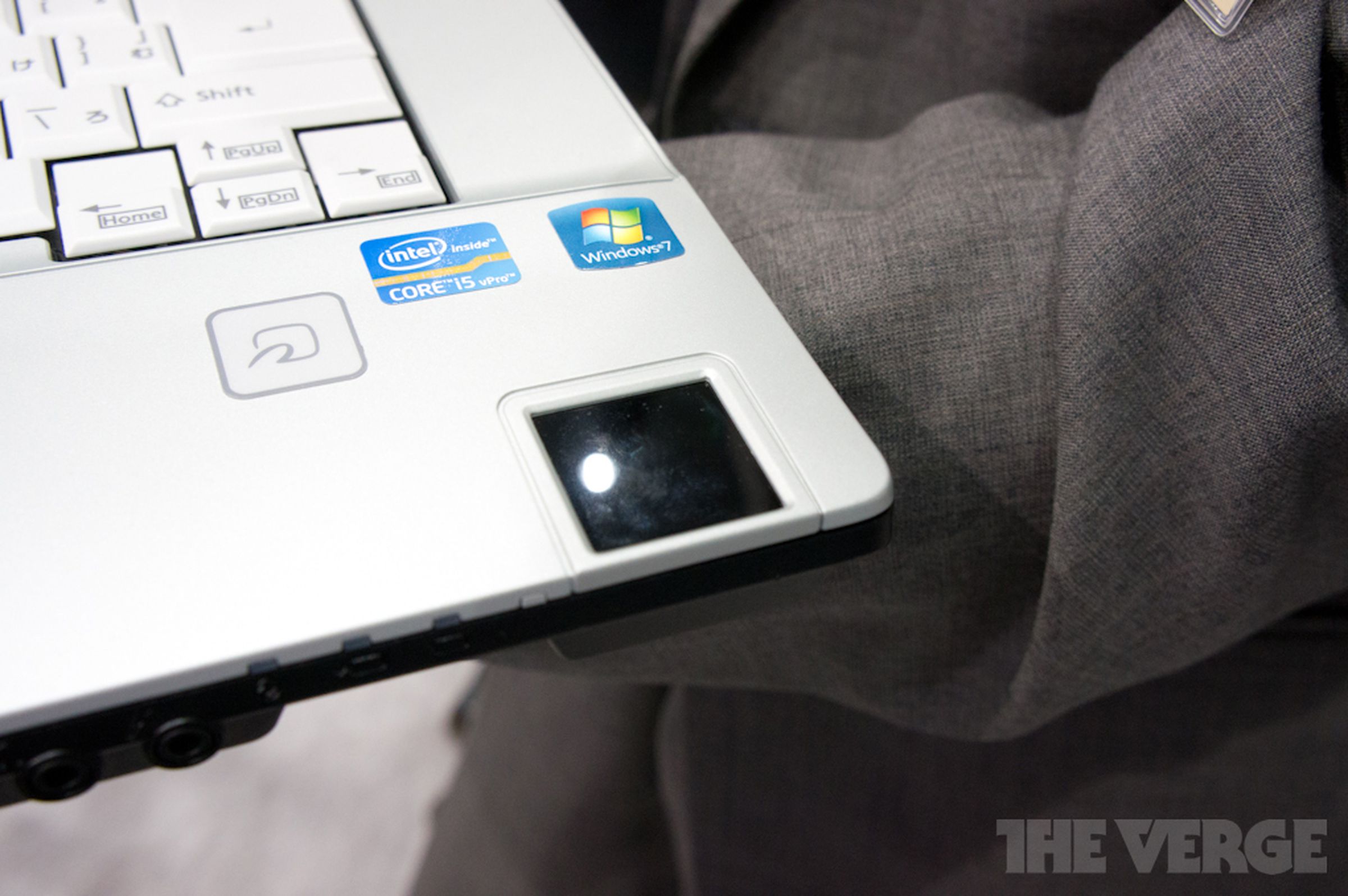 Fujitsu palm scanning authentication for laptops hands-on gallery