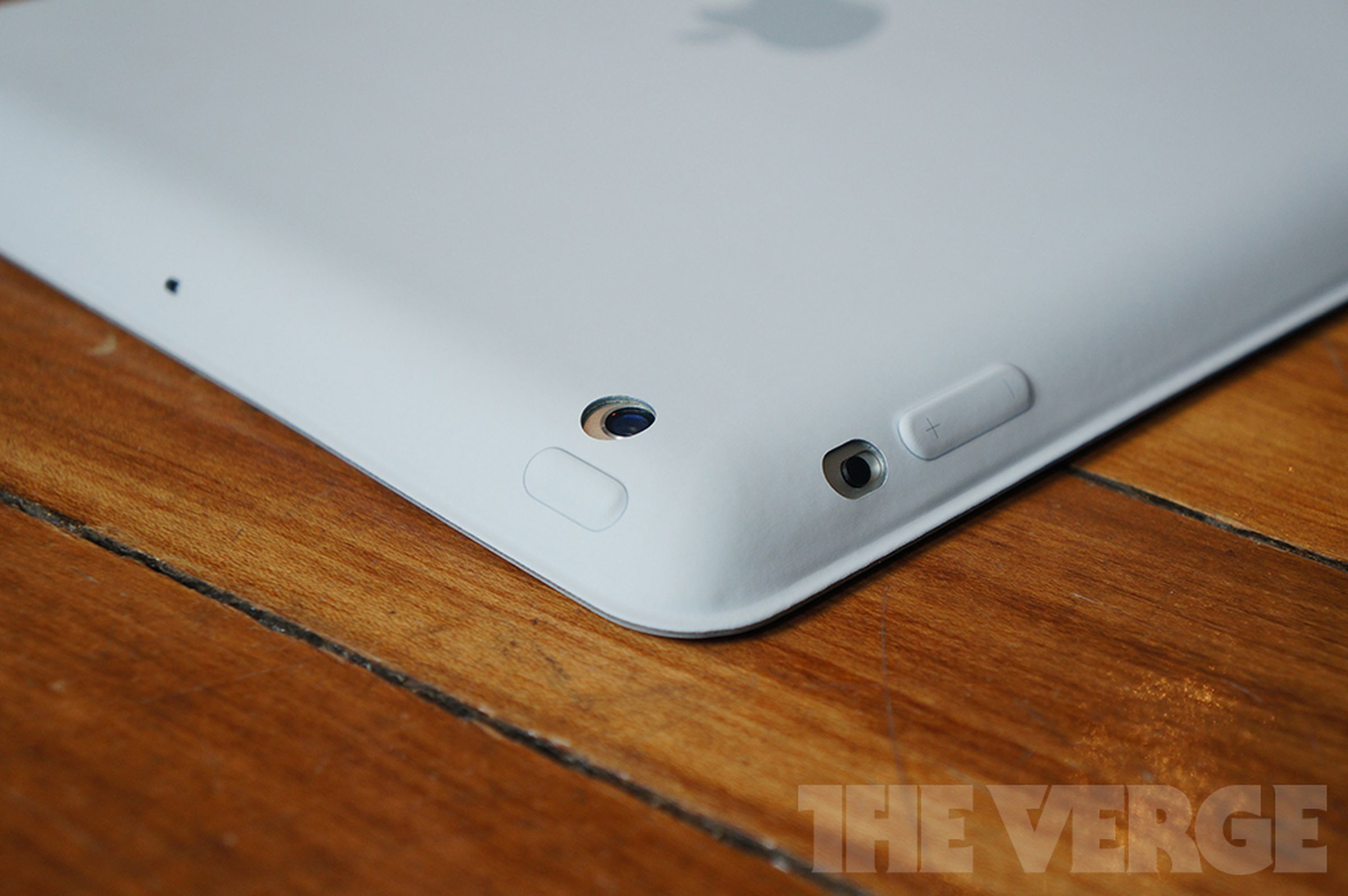 iPad Smart Case hands-on photos