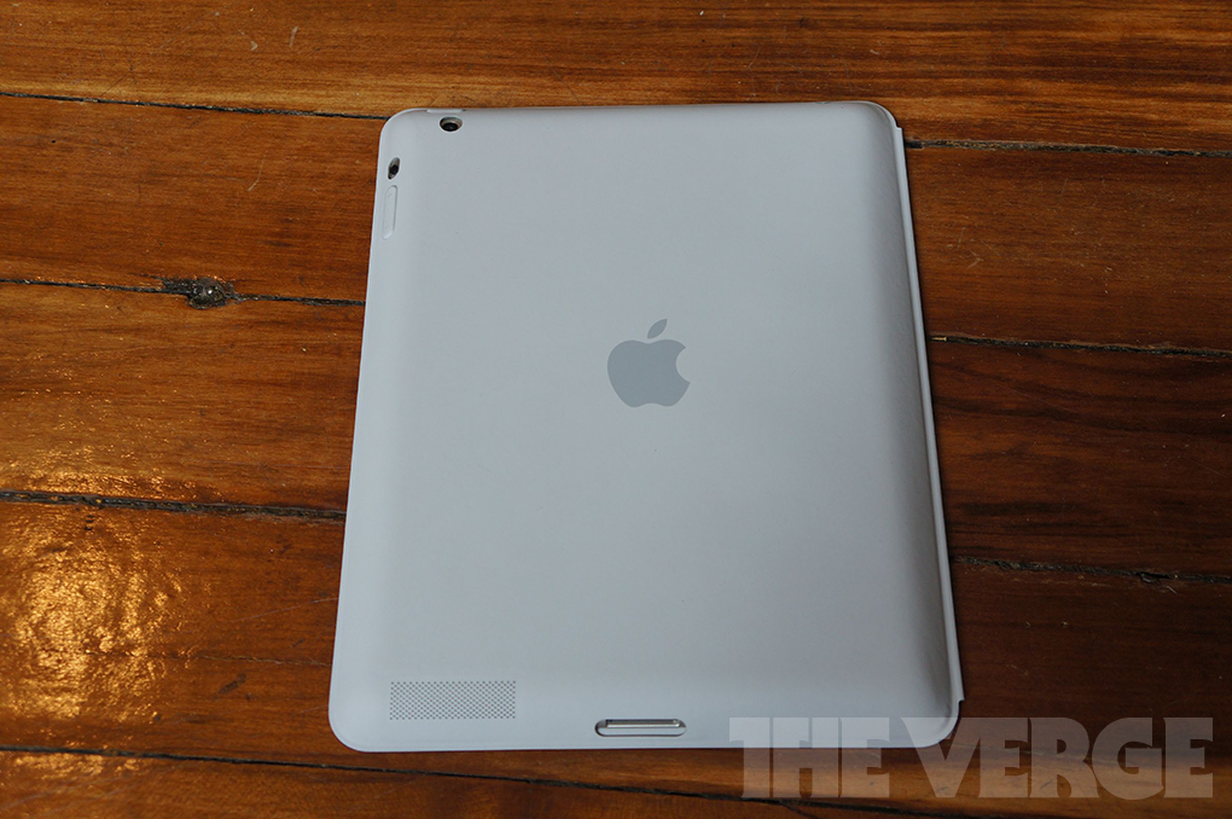 iPad Smart Case hands-on photos