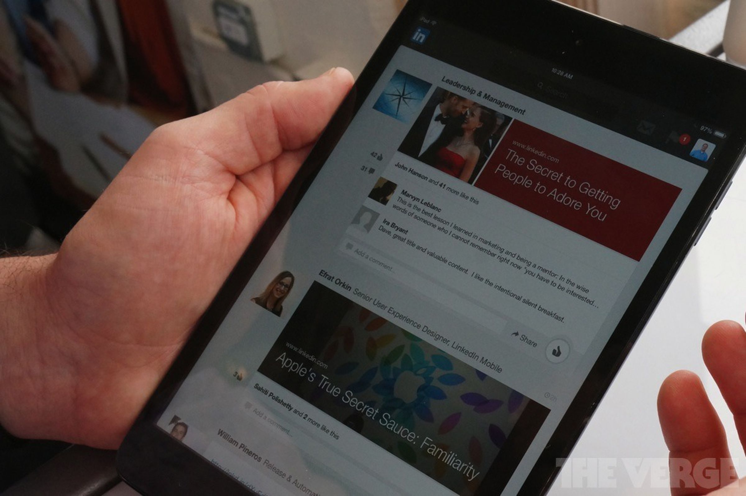 LinkedIn Intro, Pulse, and new iPad app photos