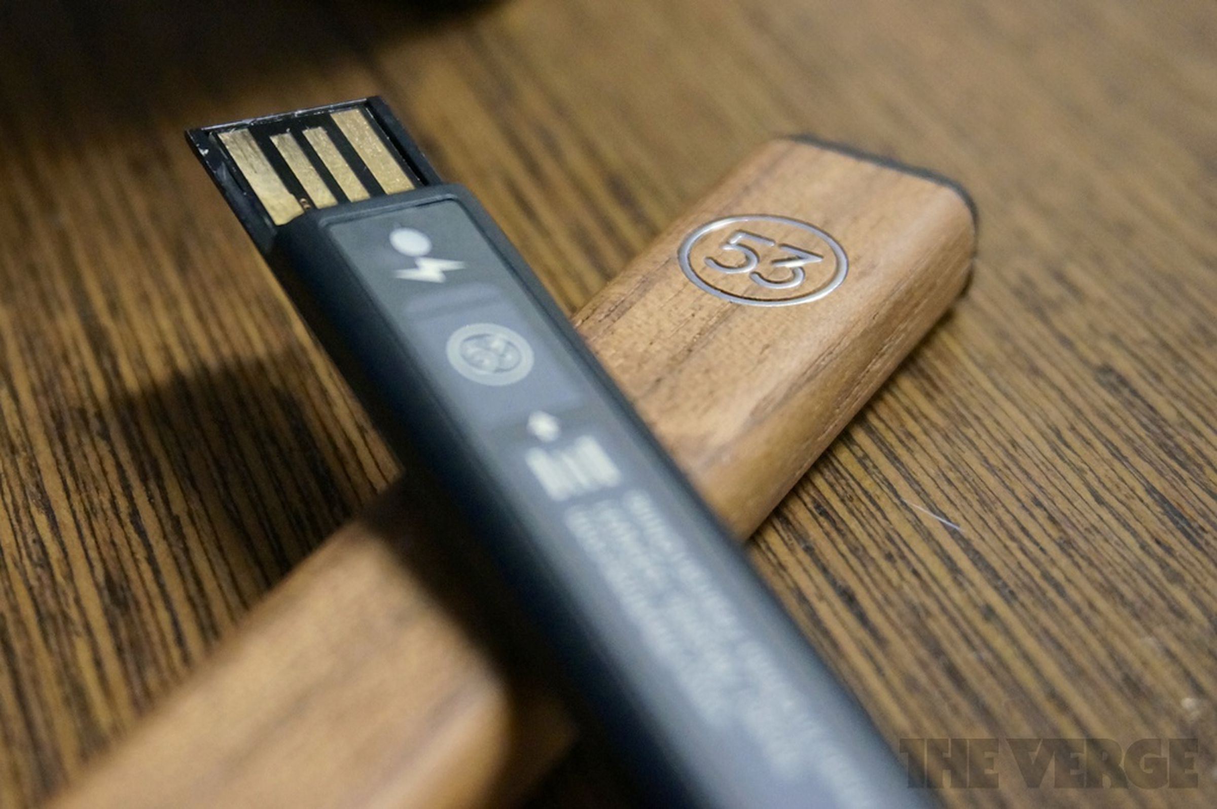 FiftyThree Pencil stylus hands-on photos