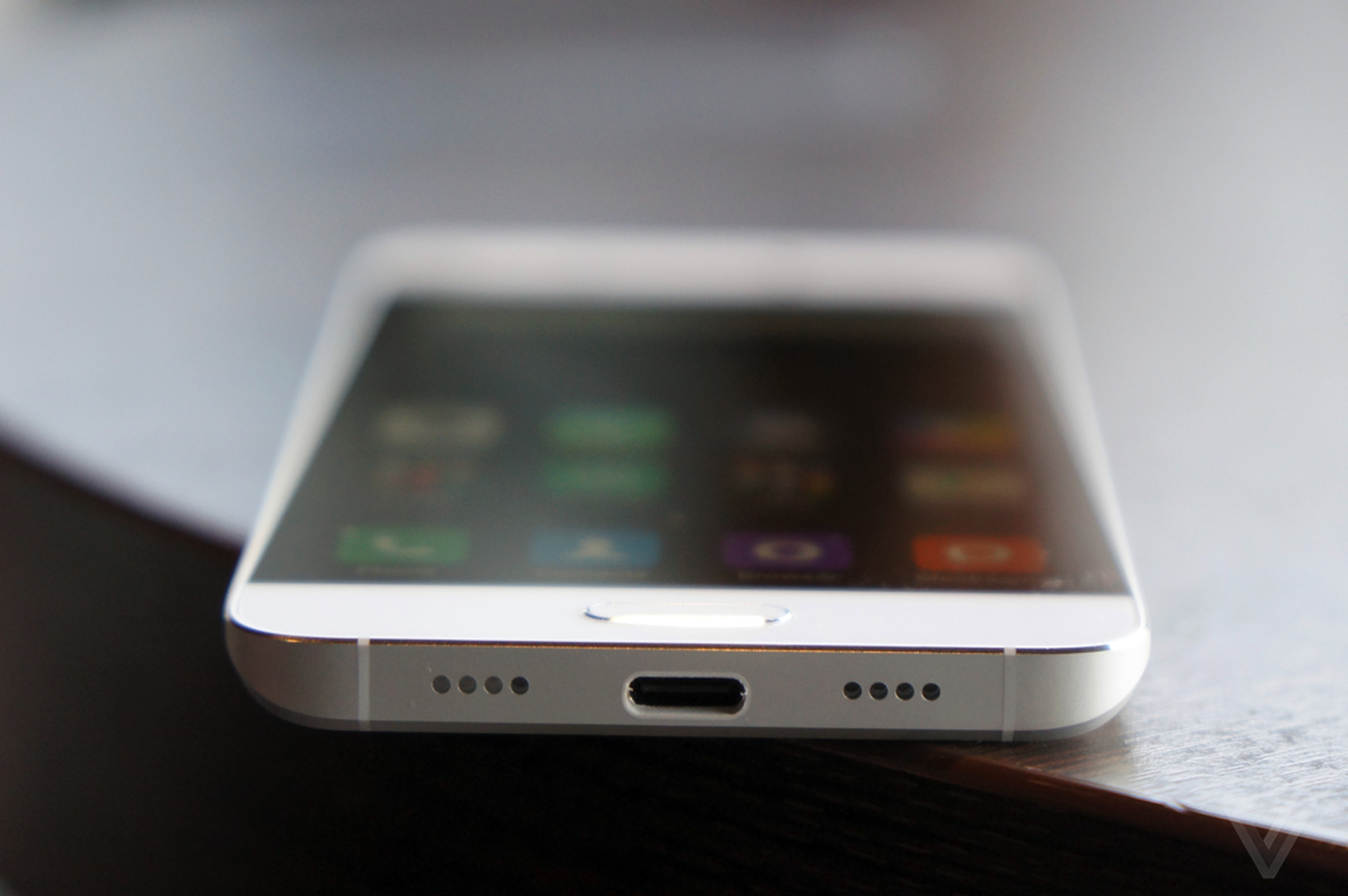 Xiaomi Mi5 hands-on photos