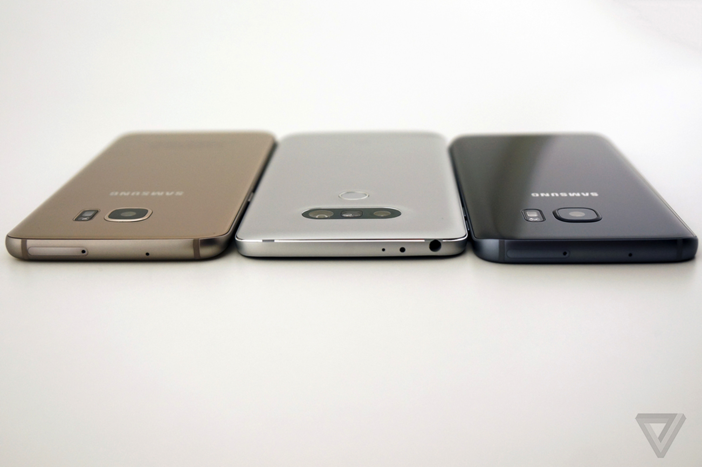 Samsung Galaxy S7 and S7 Edge vs. LG G5 hands-on photos