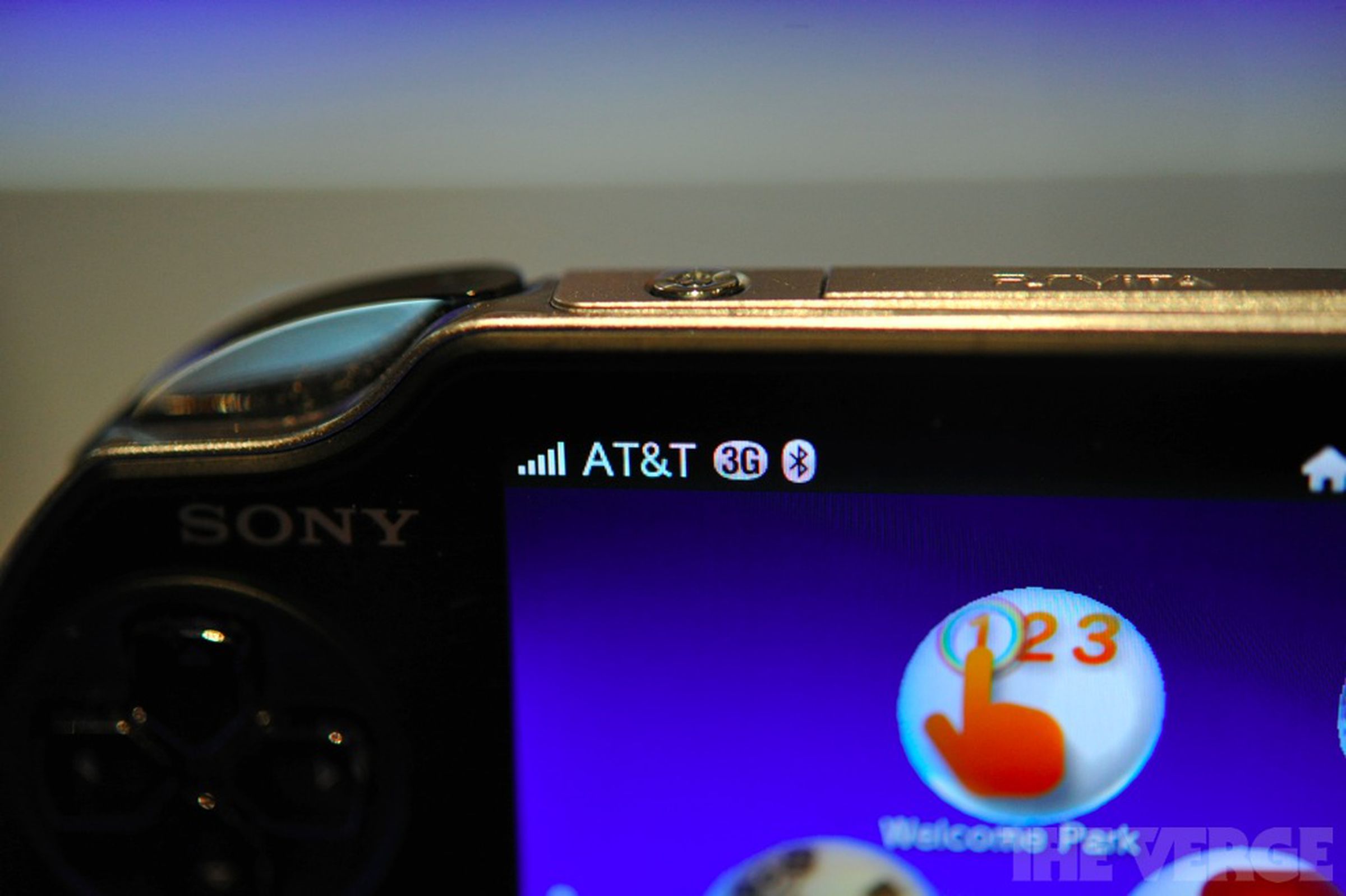 A PS Vita’s display showing that it’s connected via 3G to AT&amp;T’s service in 2012
