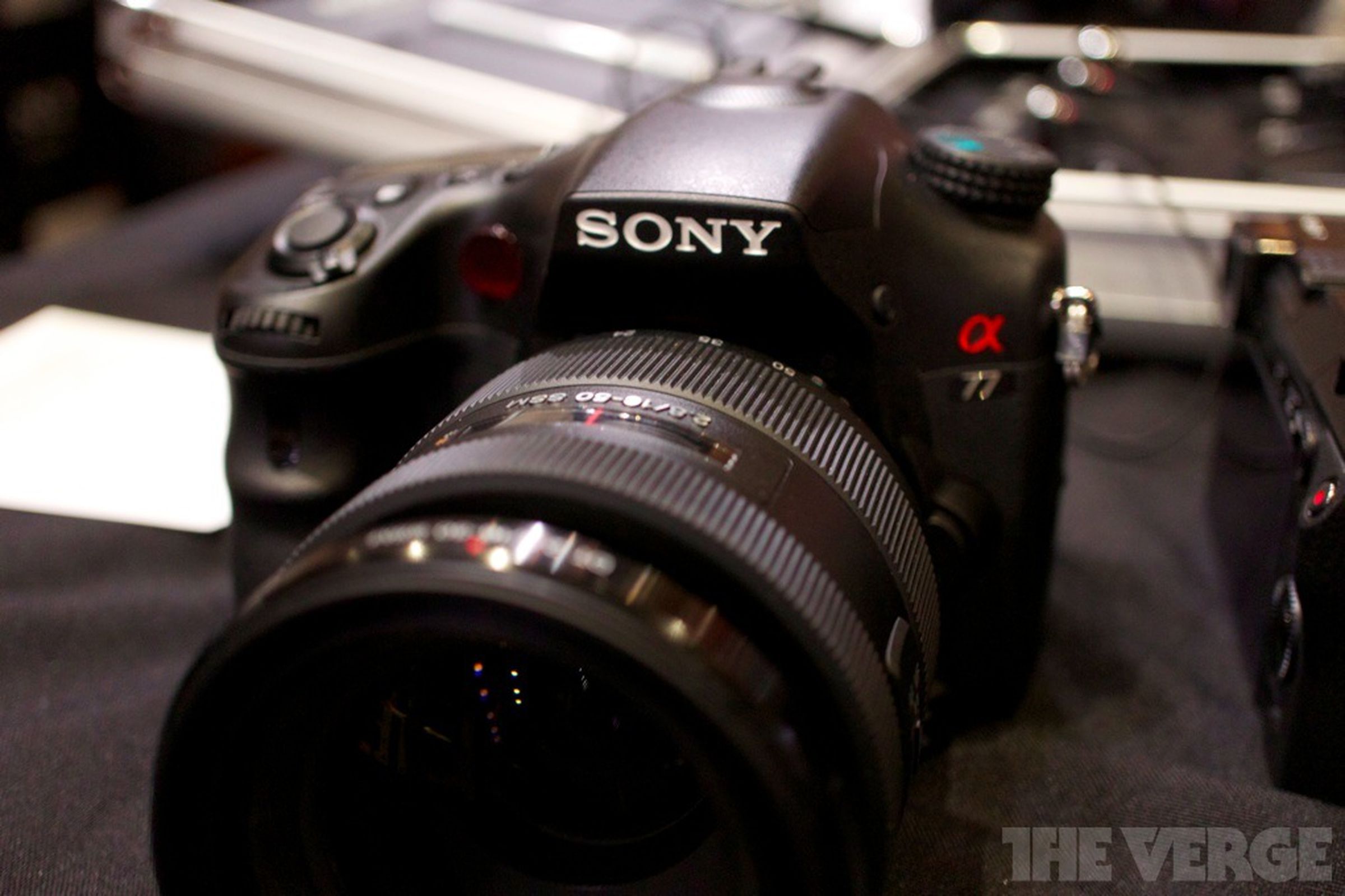Sony A77 and NEX-7 hands-on (photos)
