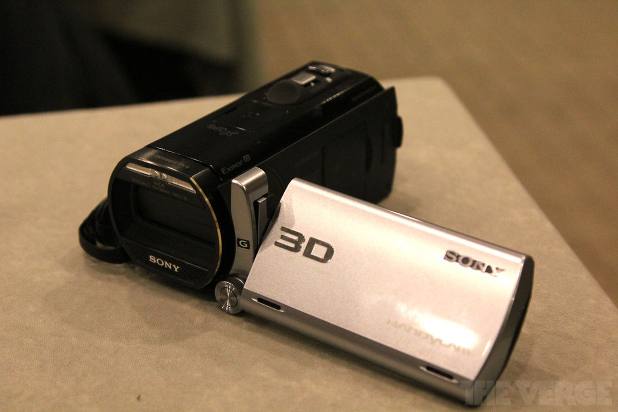 Sony HDR-TD20V 3D camcorder hands-on