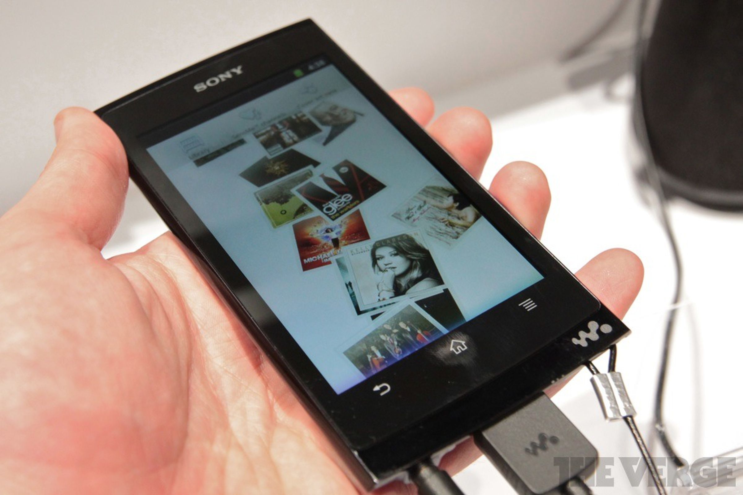 Sony Walkman Z1000 media player hands-on photos