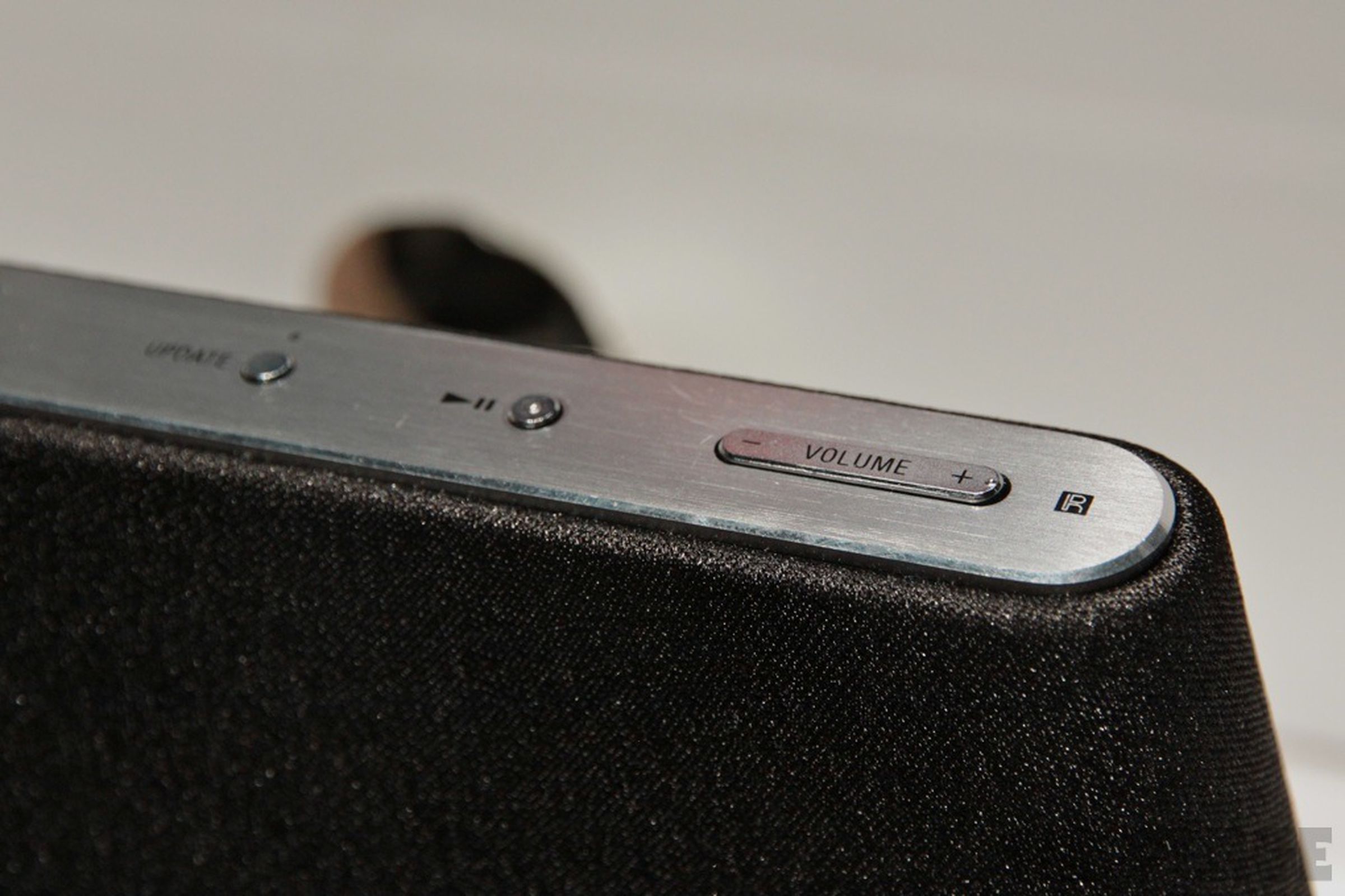 Sony iPad-compatible speaker docks hands-on photos
