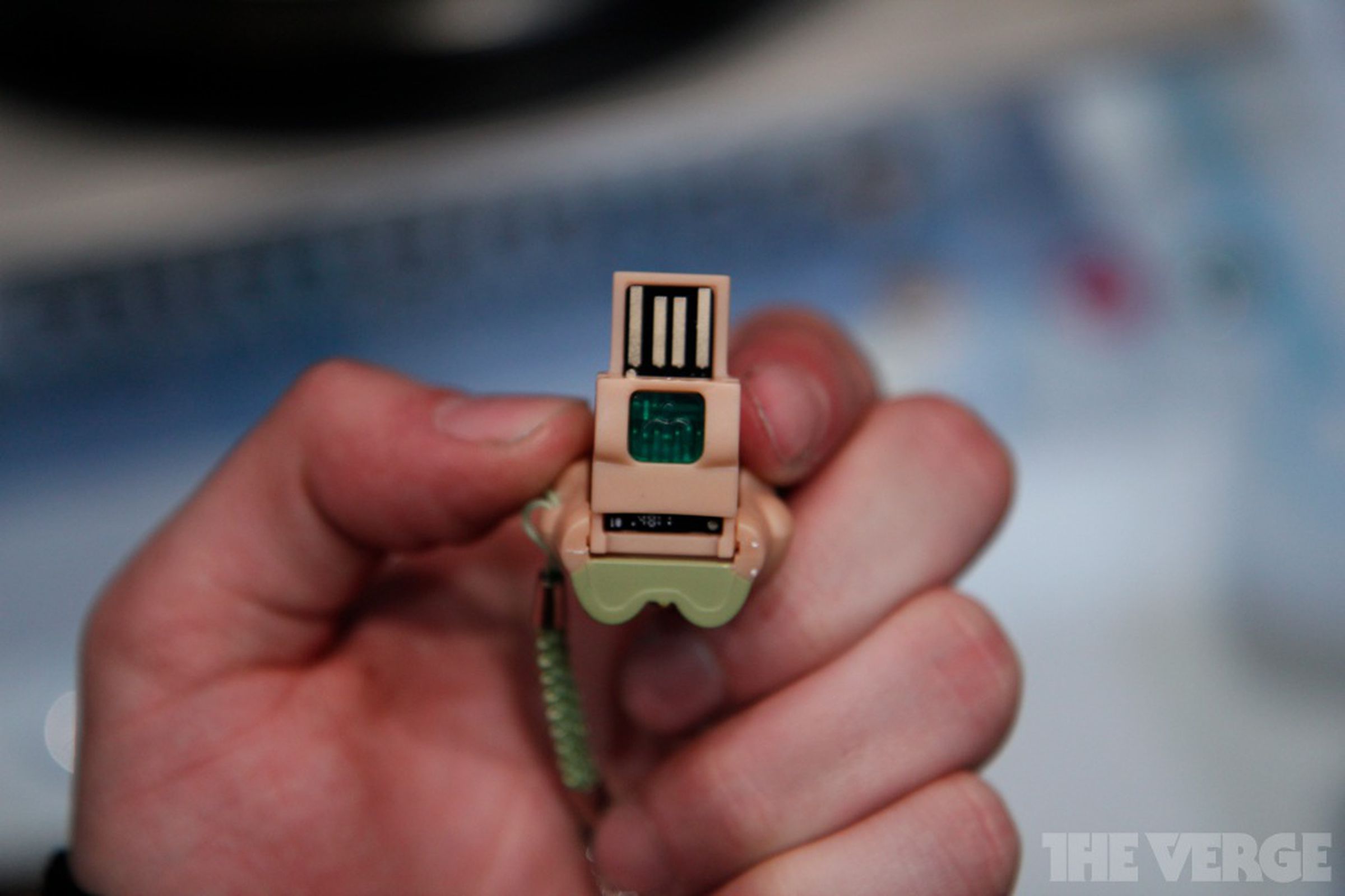 Mimomicro USB microSD card reader pictures