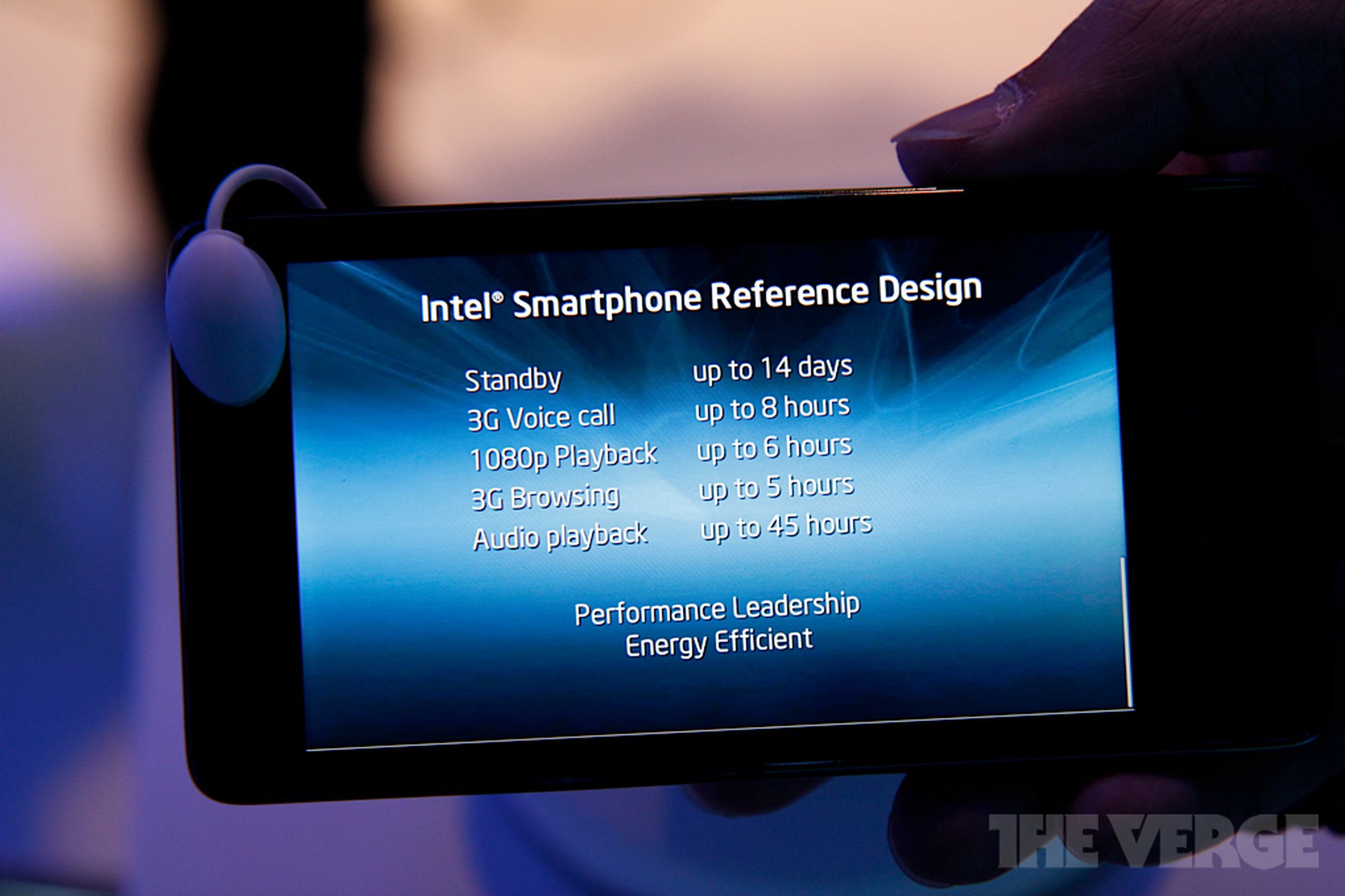 Intel Smartphone Reference Design with Medfield hands-on pictures 