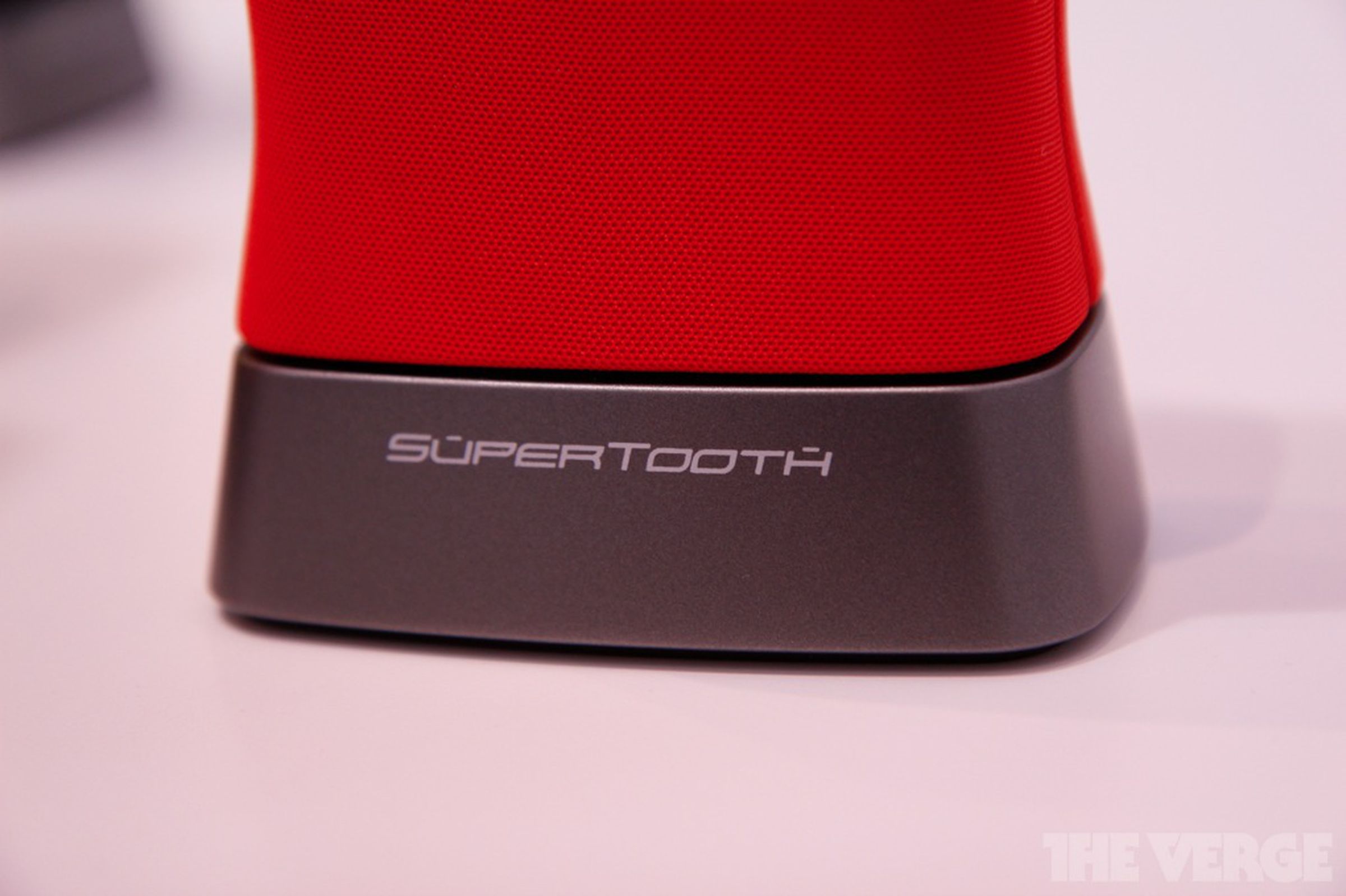 SuperTooth Disco 2 bluetooth speaker pictures