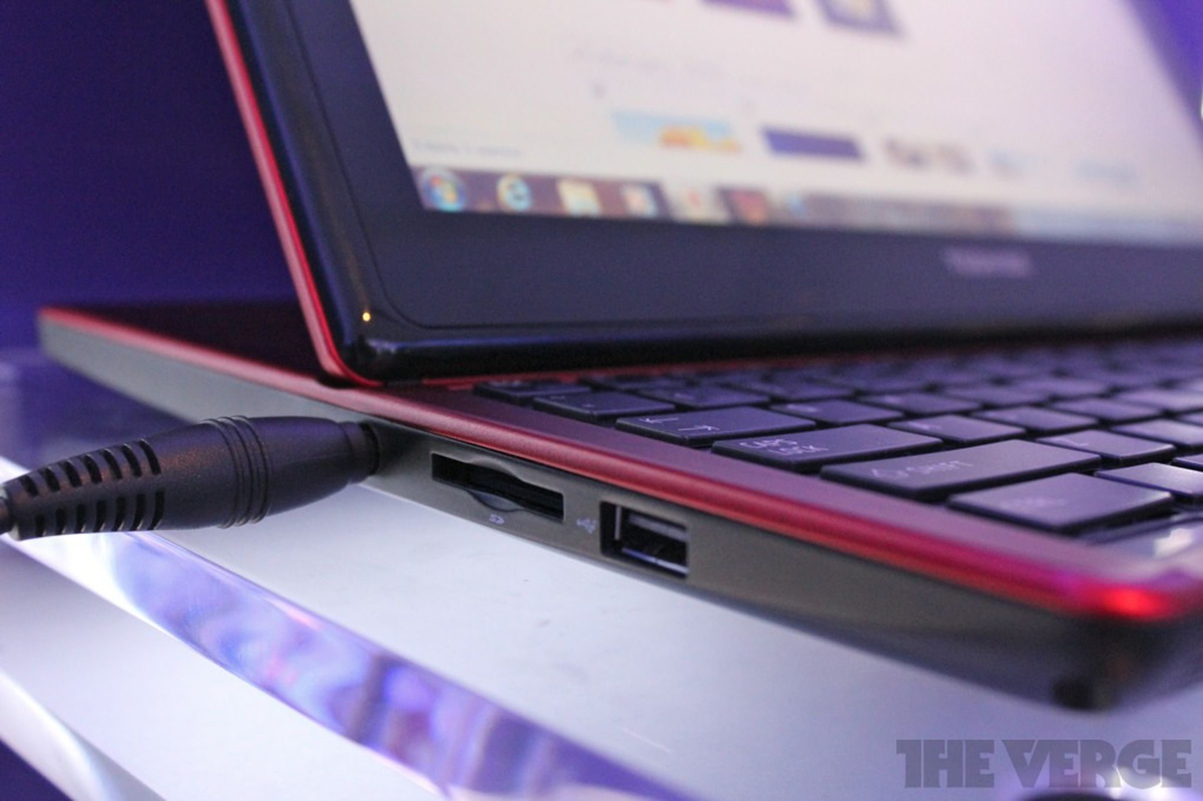 Toshiba Portege M930 hands-on pictures 