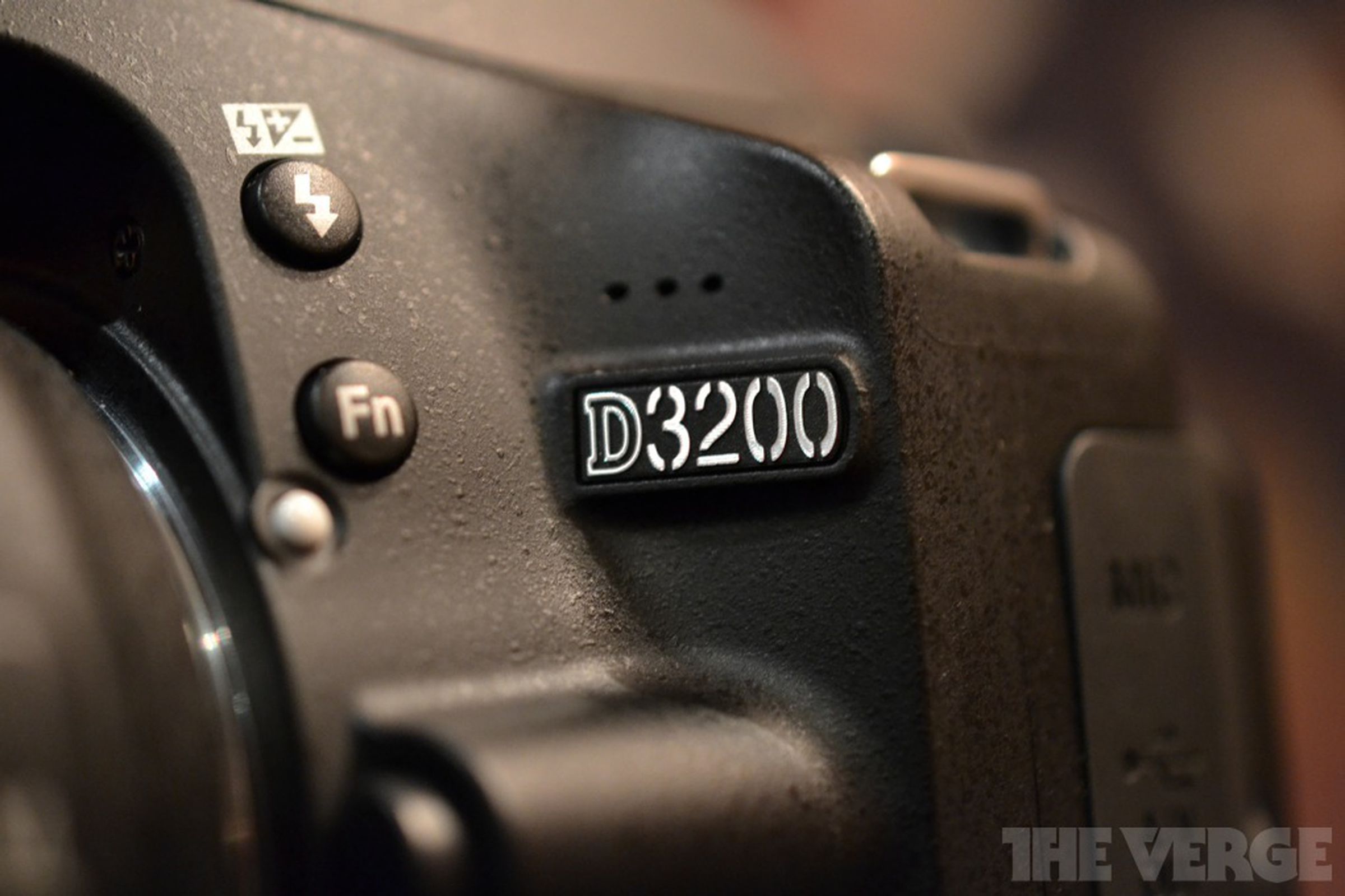 Nikon D3200 hands-on photos