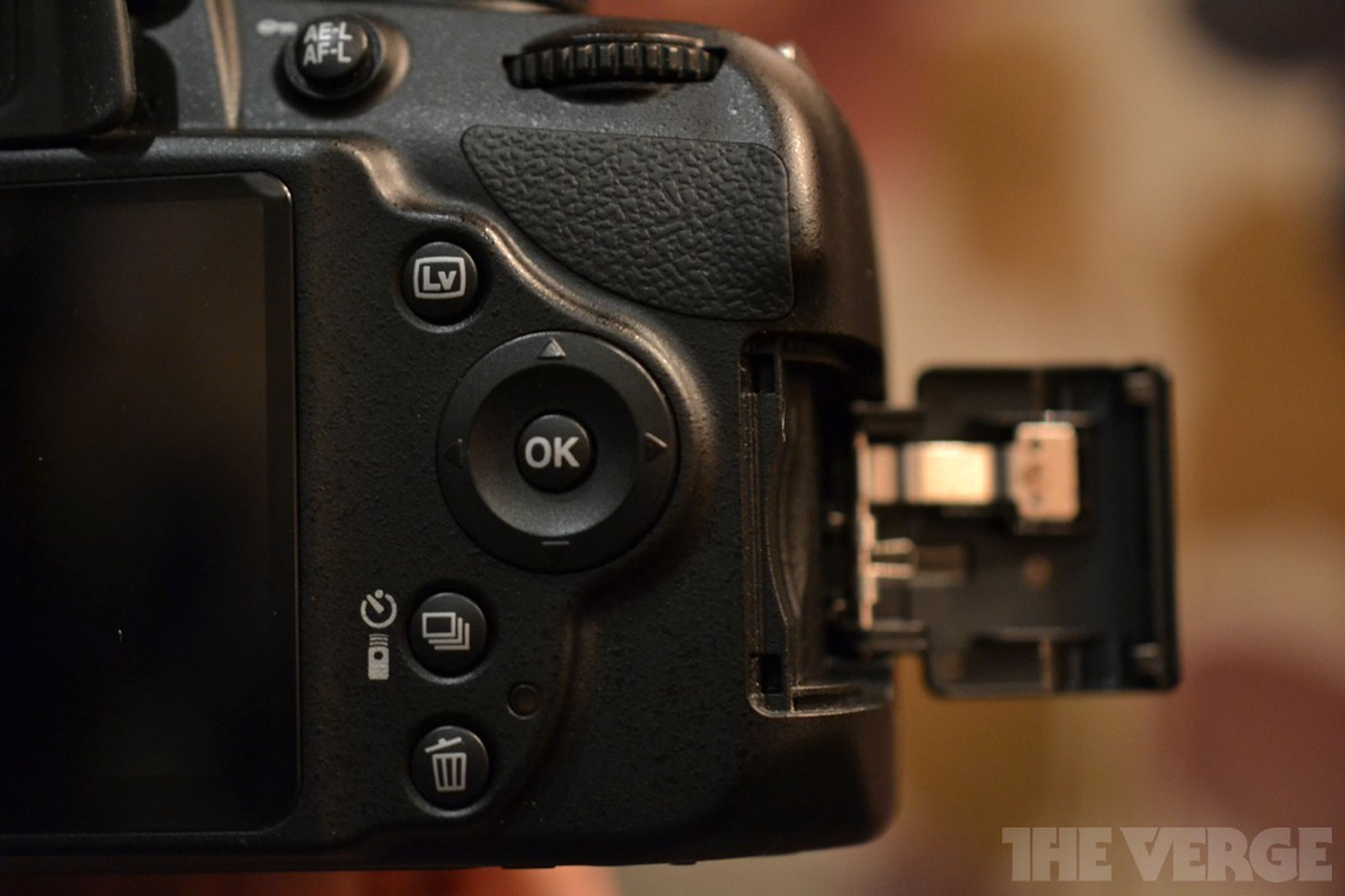 Nikon D3200 hands-on photos