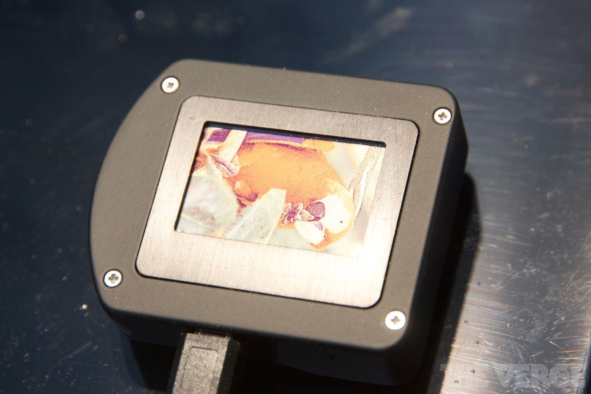 Qualcomm Mirasol reflective display prototype photos