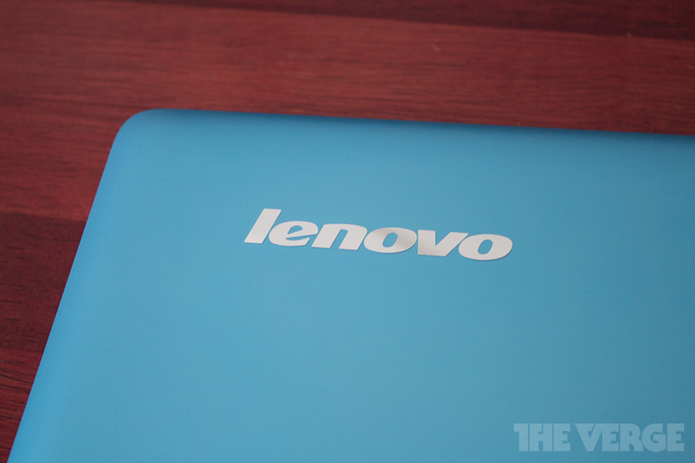 Lenovo IdeaPad U310 review pictures