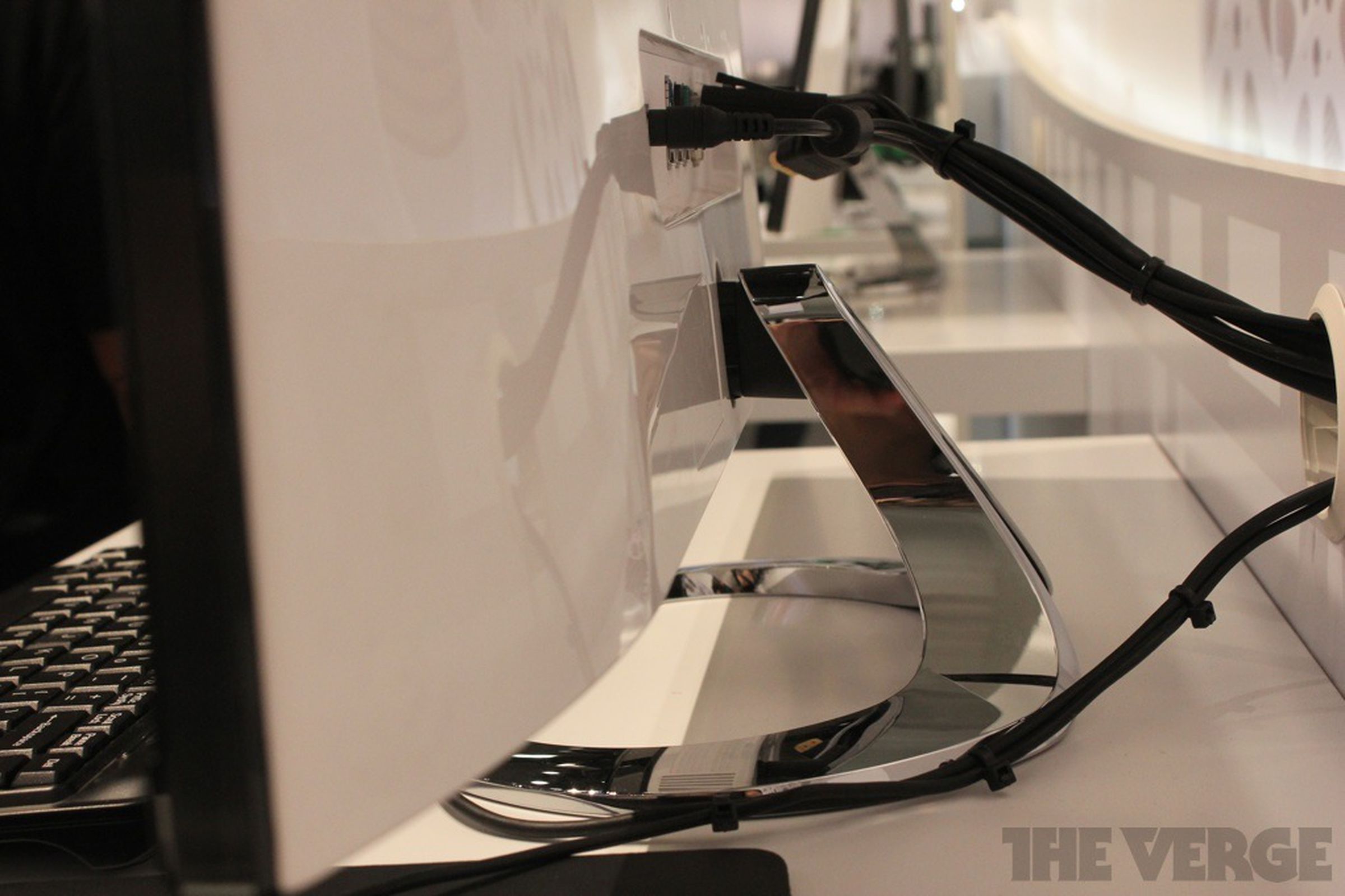 LG EA93 29-inch widescreen IPS monitor and EA83 27-inch display