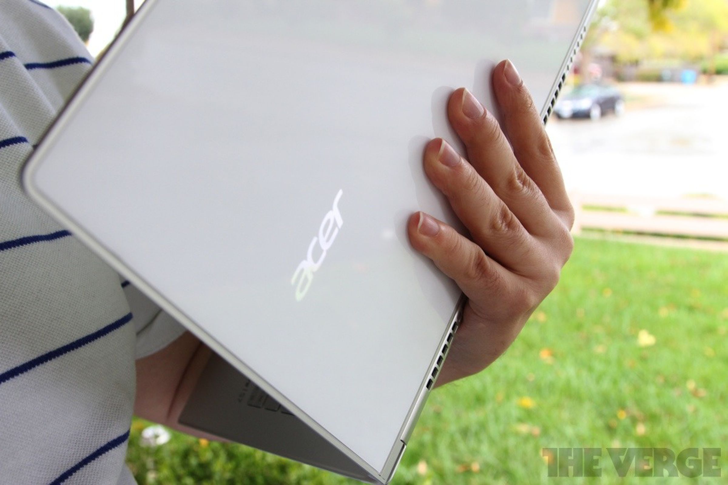 Acer Aspire S7 pictures