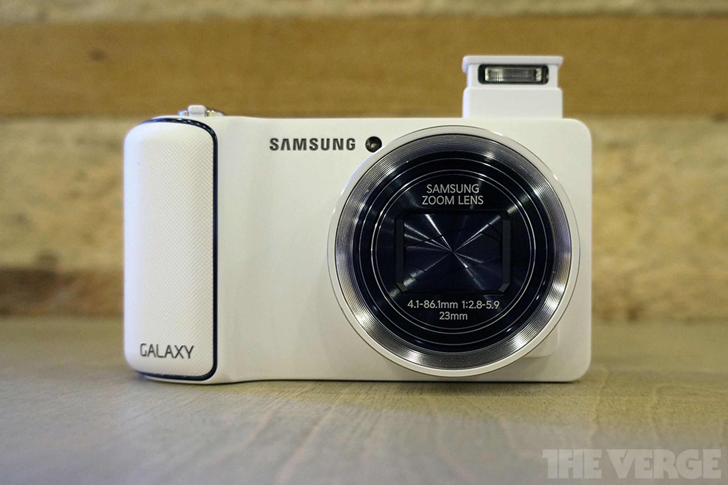 Samsung Galaxy Camera hardware