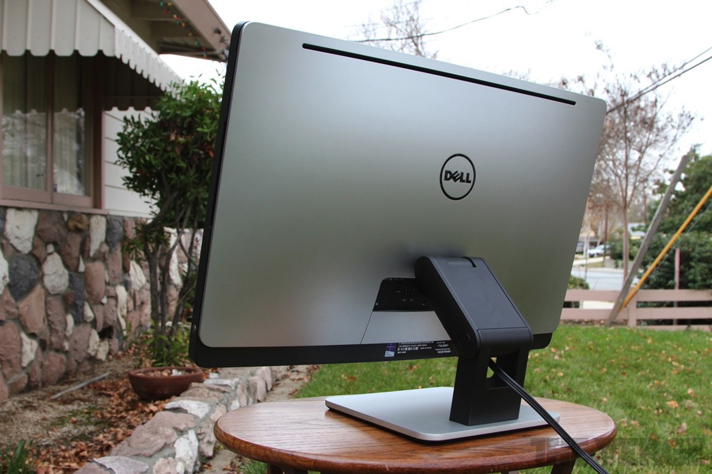Dell XPS One 27 pictures