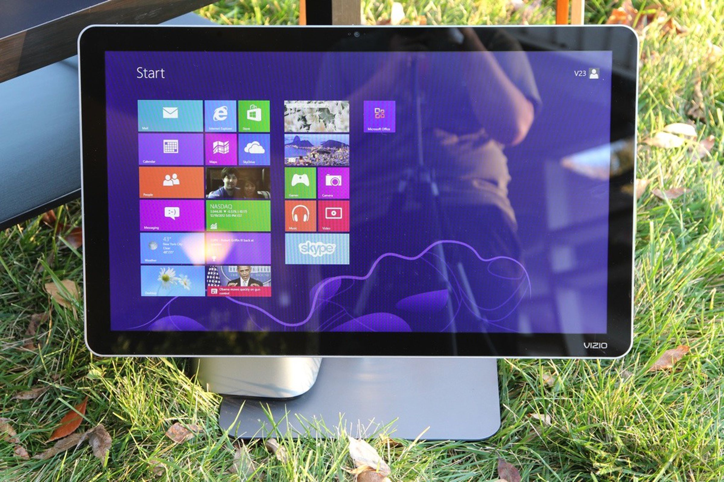 Vizio All-in-One Touch PC pictures