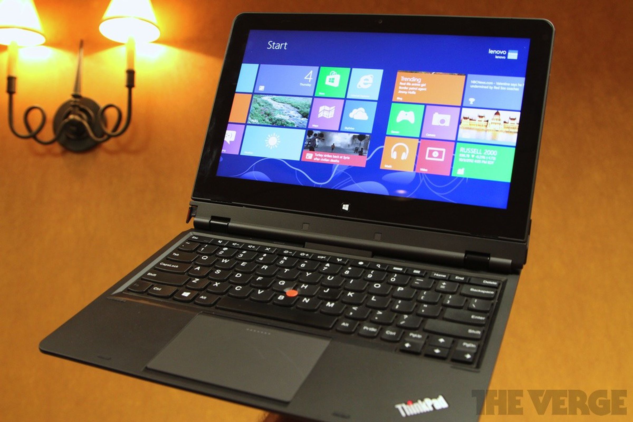 Lenovo ThinkPad Helix hands-on pictures
