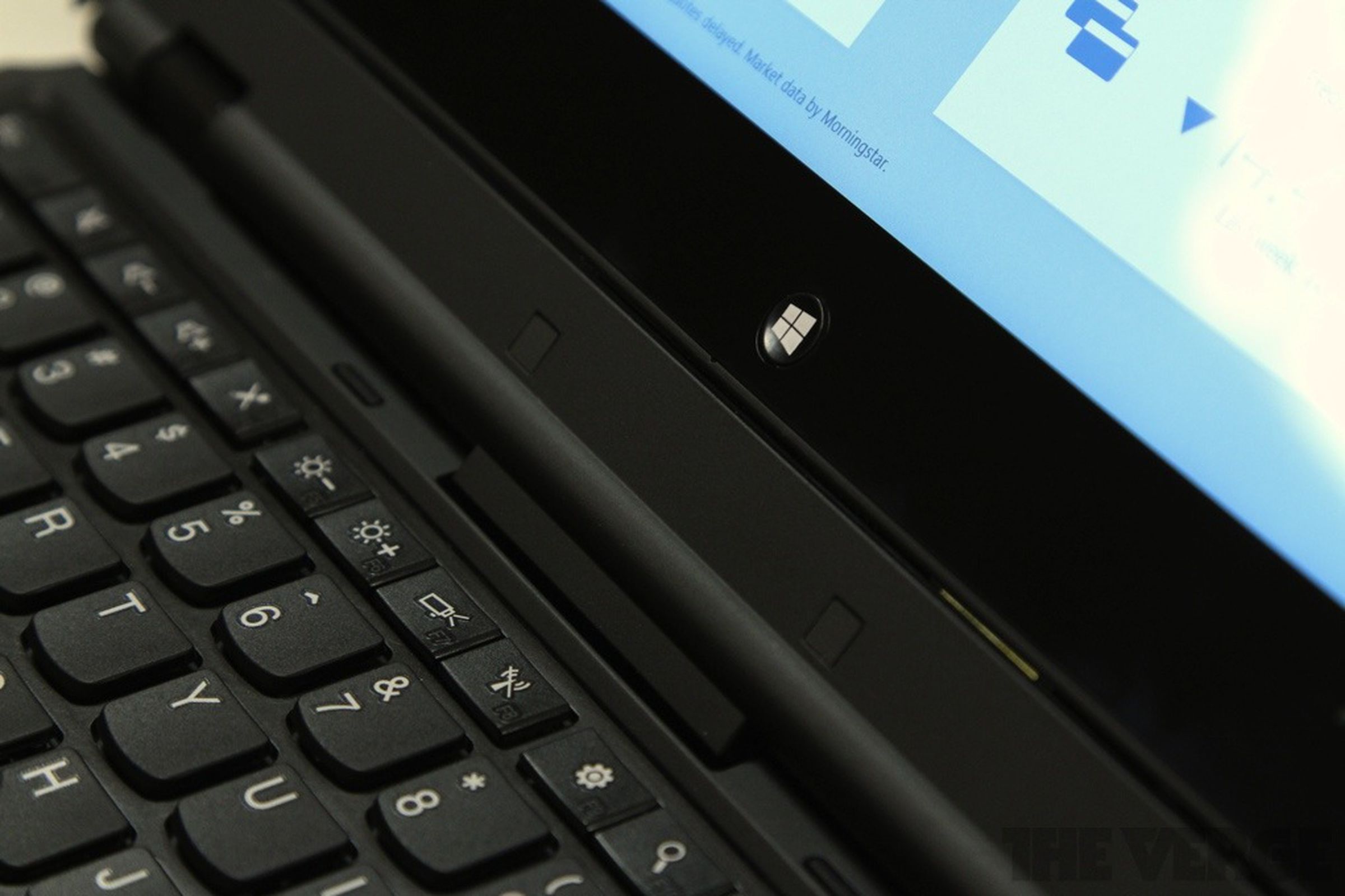 Lenovo ThinkPad Helix hands-on pictures