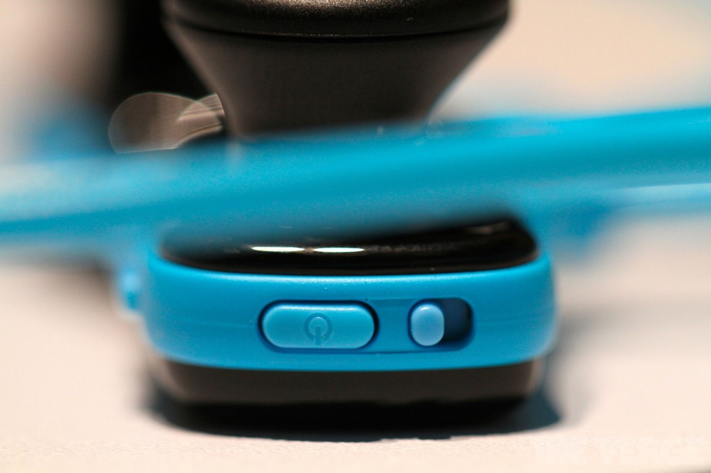 Sony's quick charging, waterproof Walkman hands-on photos