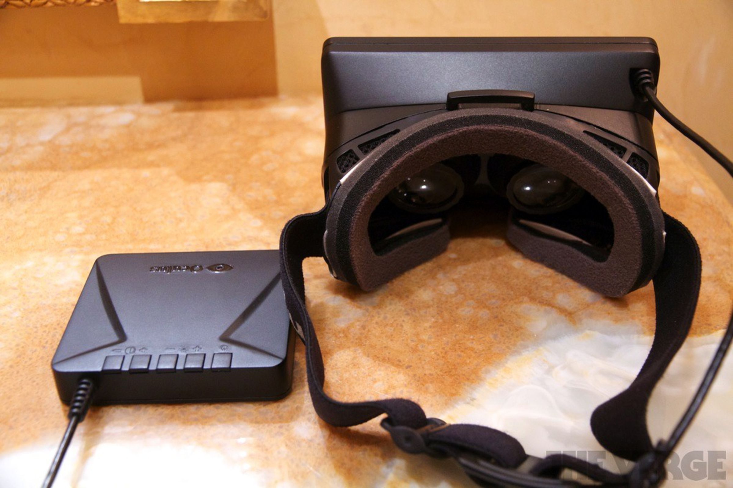 Oculus Rift virtual reality headset hands-on photos