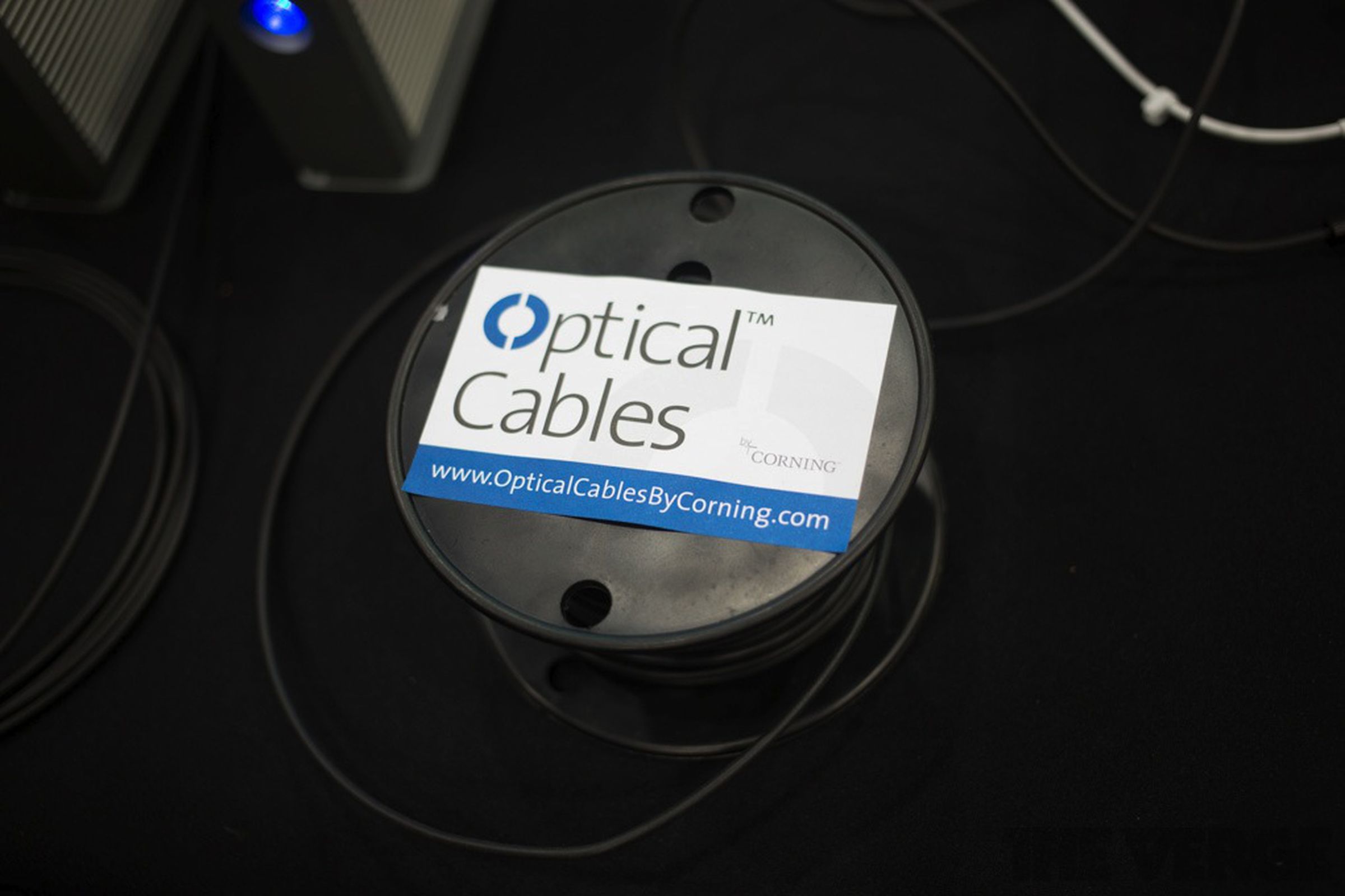 Corning optical Thunderbolt and USB cable photos