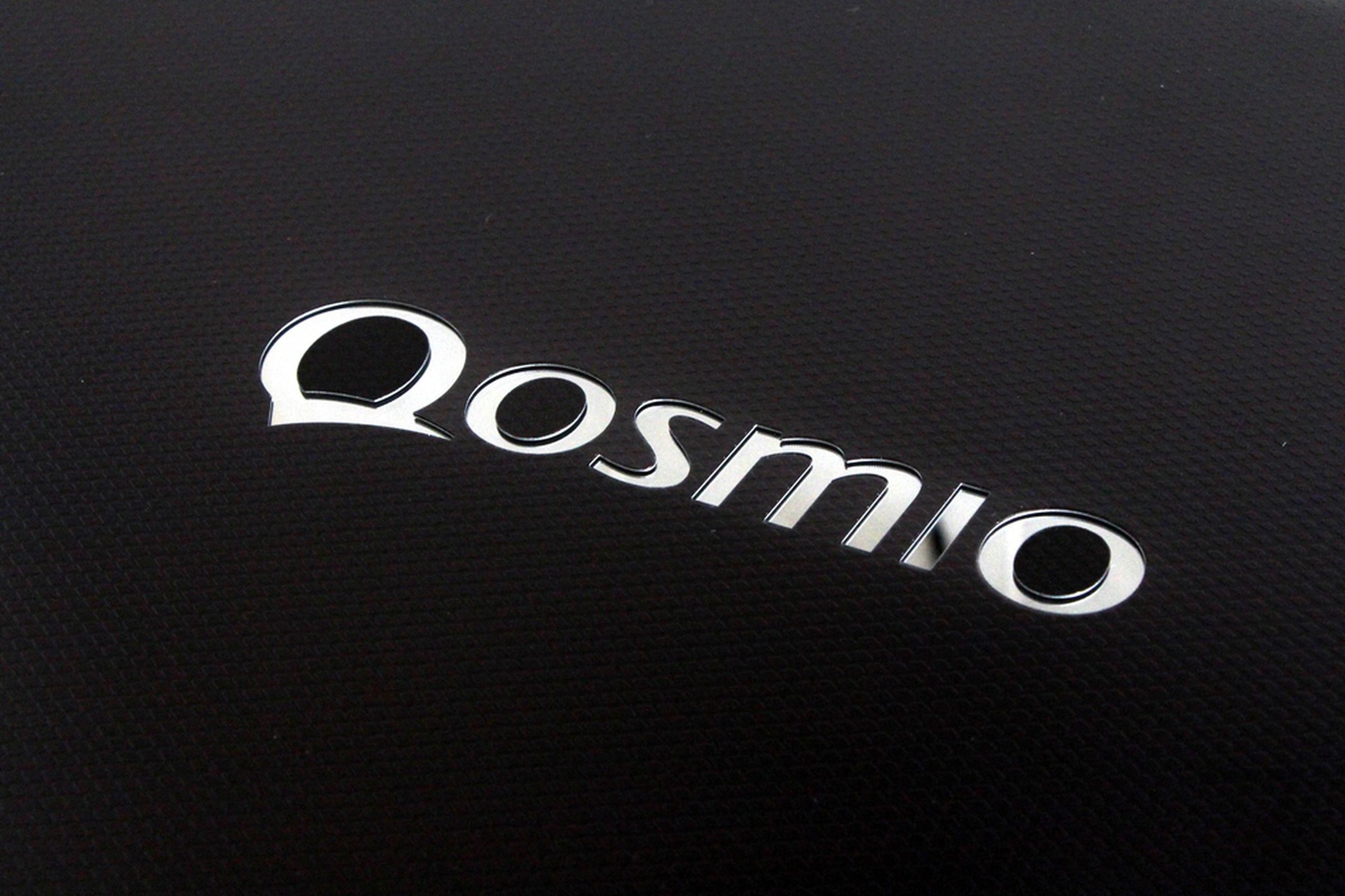 Toshiba Qosmio X870 review pictures