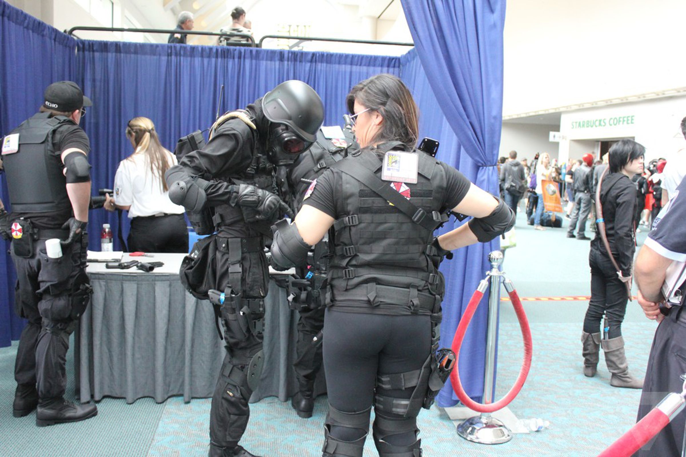 Comic-Con's weapon inspectors