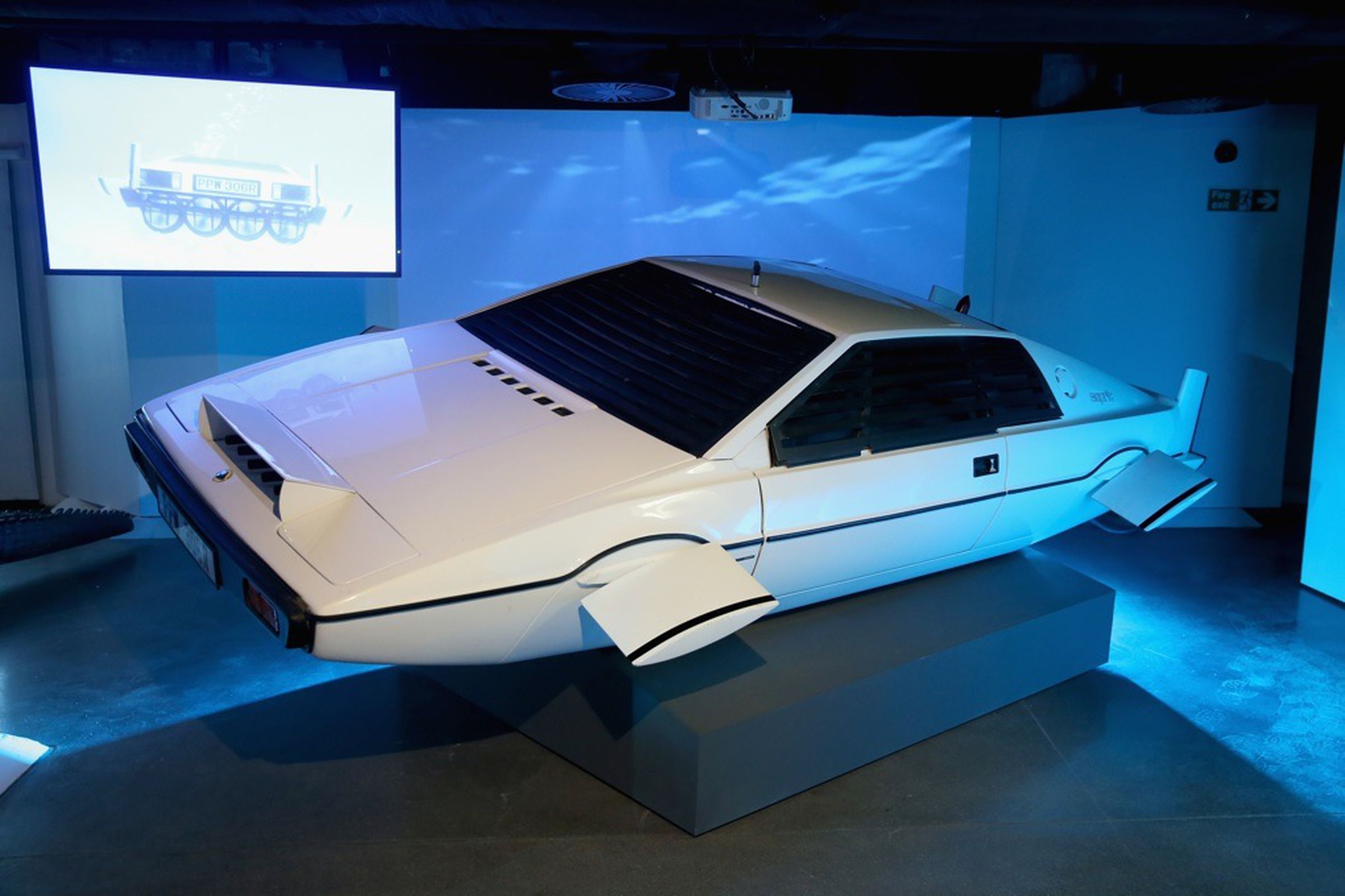Bond in Motion exhibition at London Film Museum