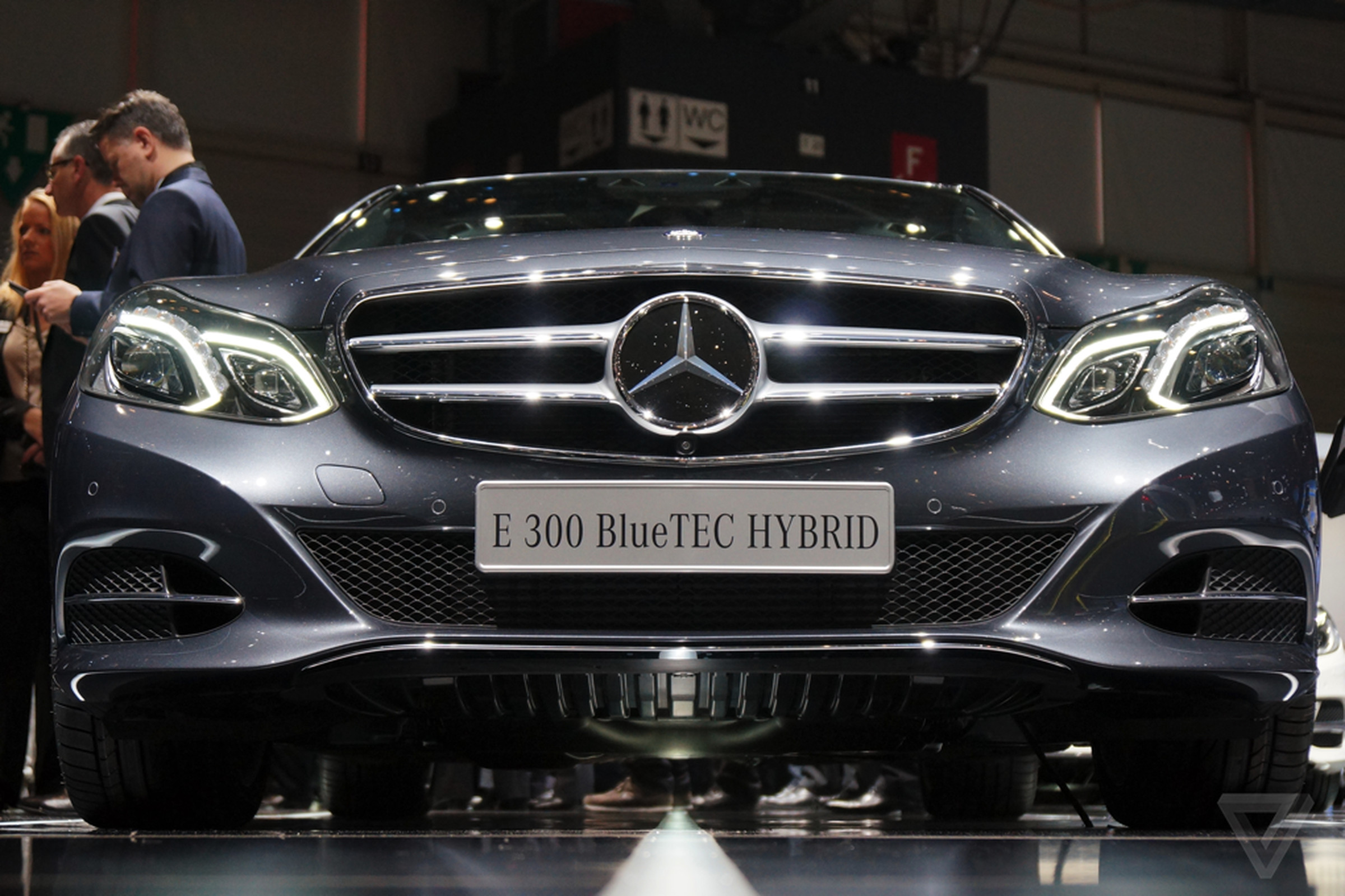 Mercedes-Benz E300 BlueTec Hybrid