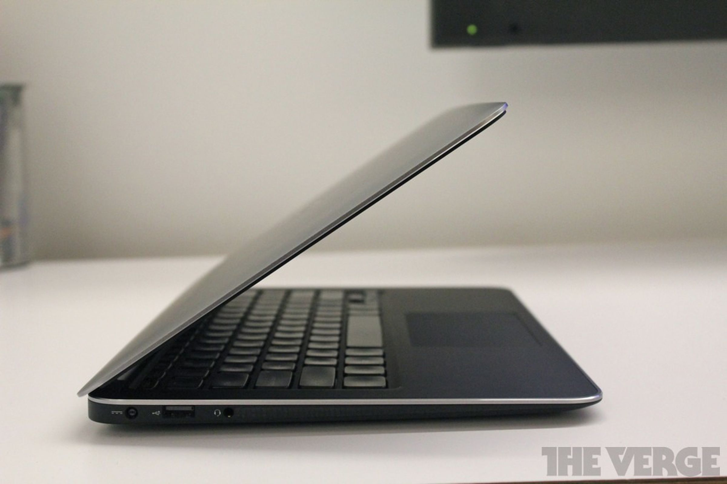 Gallery Photo: Dell XPS 13 ultrabook hands-on pictures 