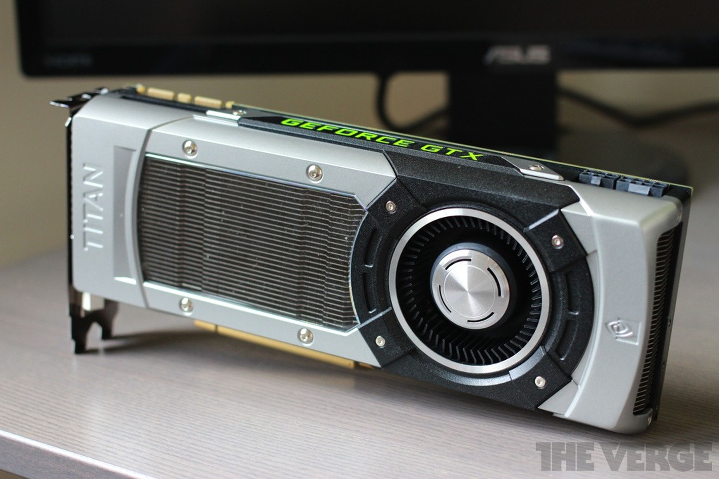 Gallery Photo: Nvidia GeForce GTX Titan hands-on pictures