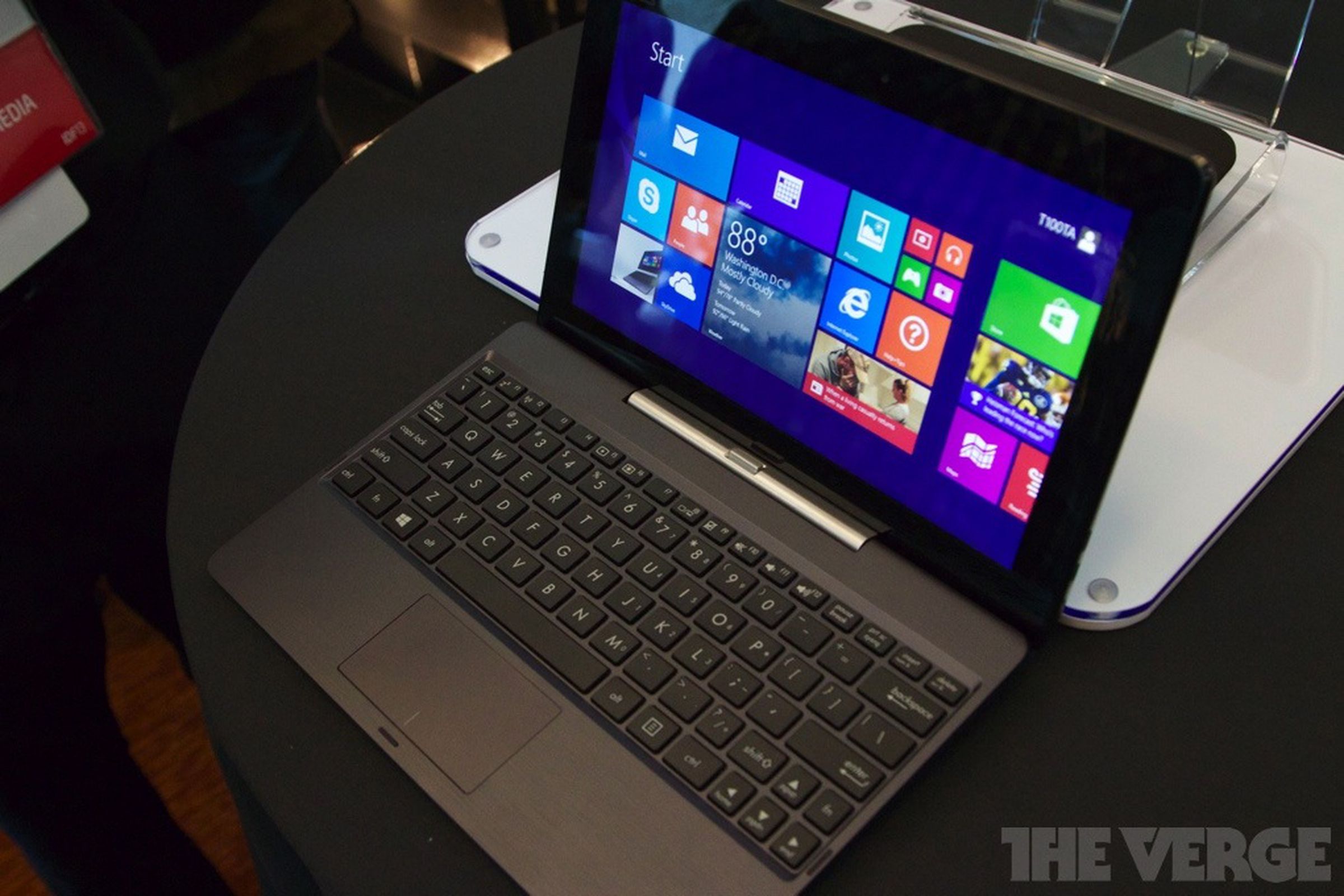 Gallery Photo: Asus Transformer Book T100 hands-on pictures