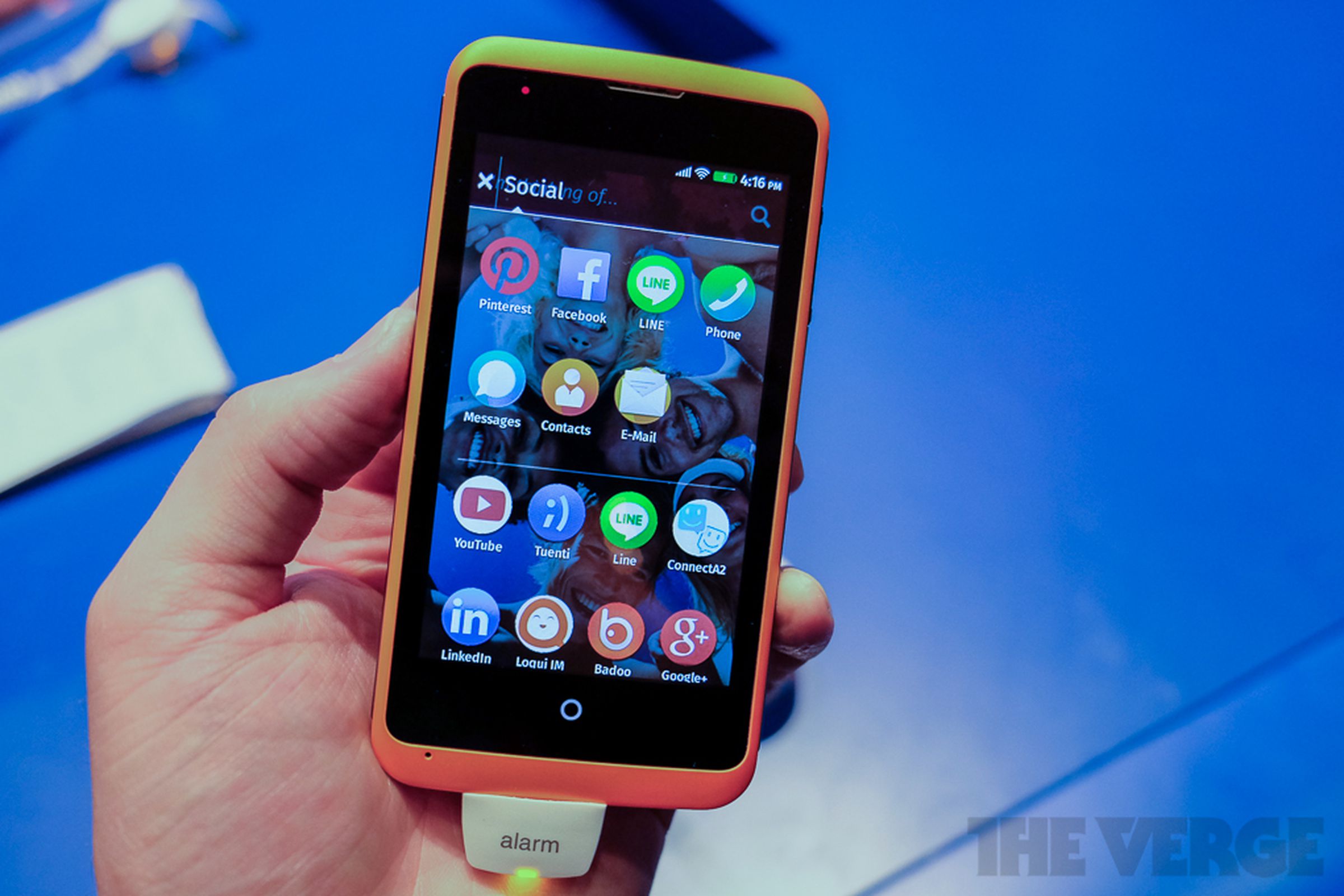 Gallery Photo: Firefox OS 1.3 hands on
