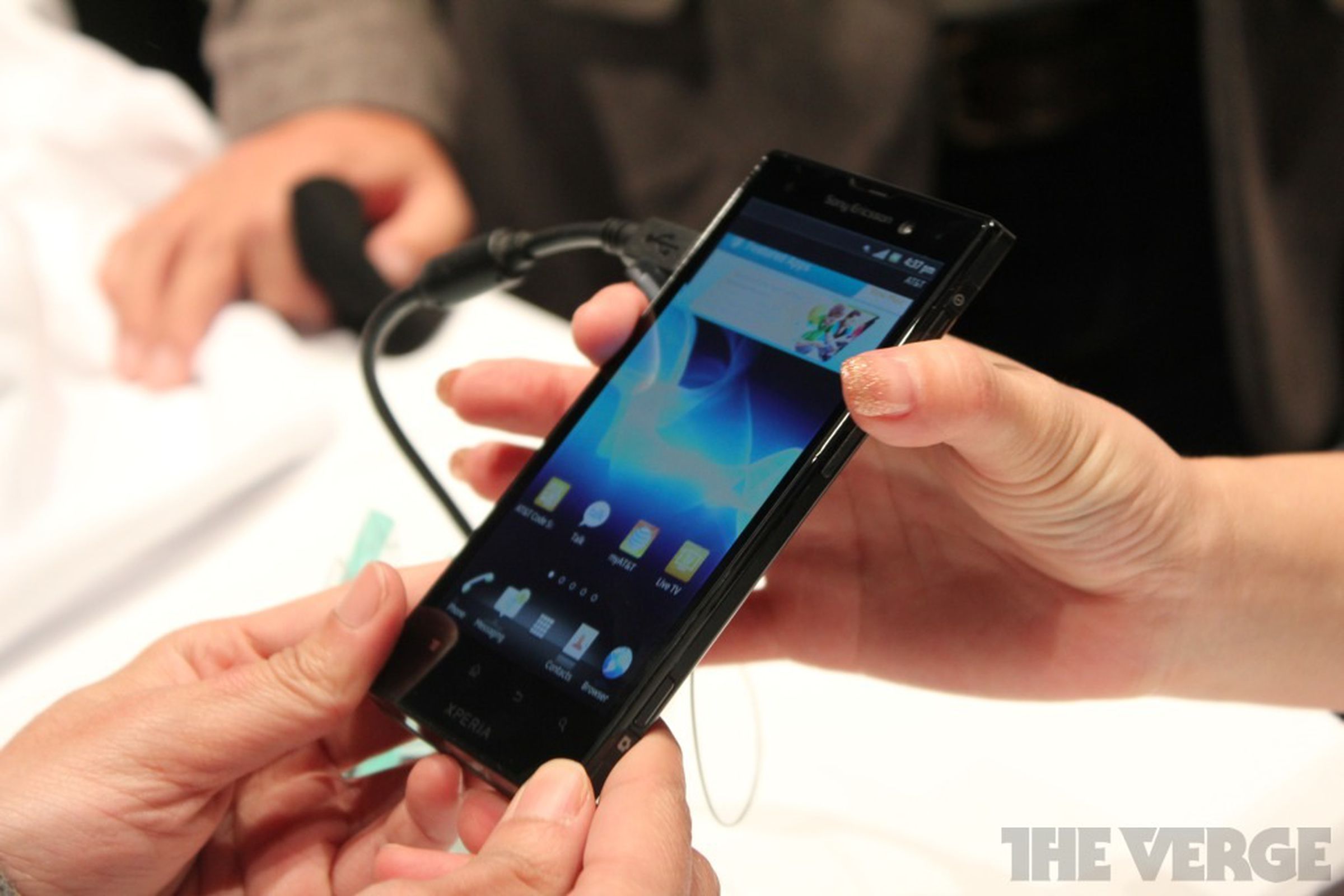 Gallery Photo: Xperia ion hands on pictures
