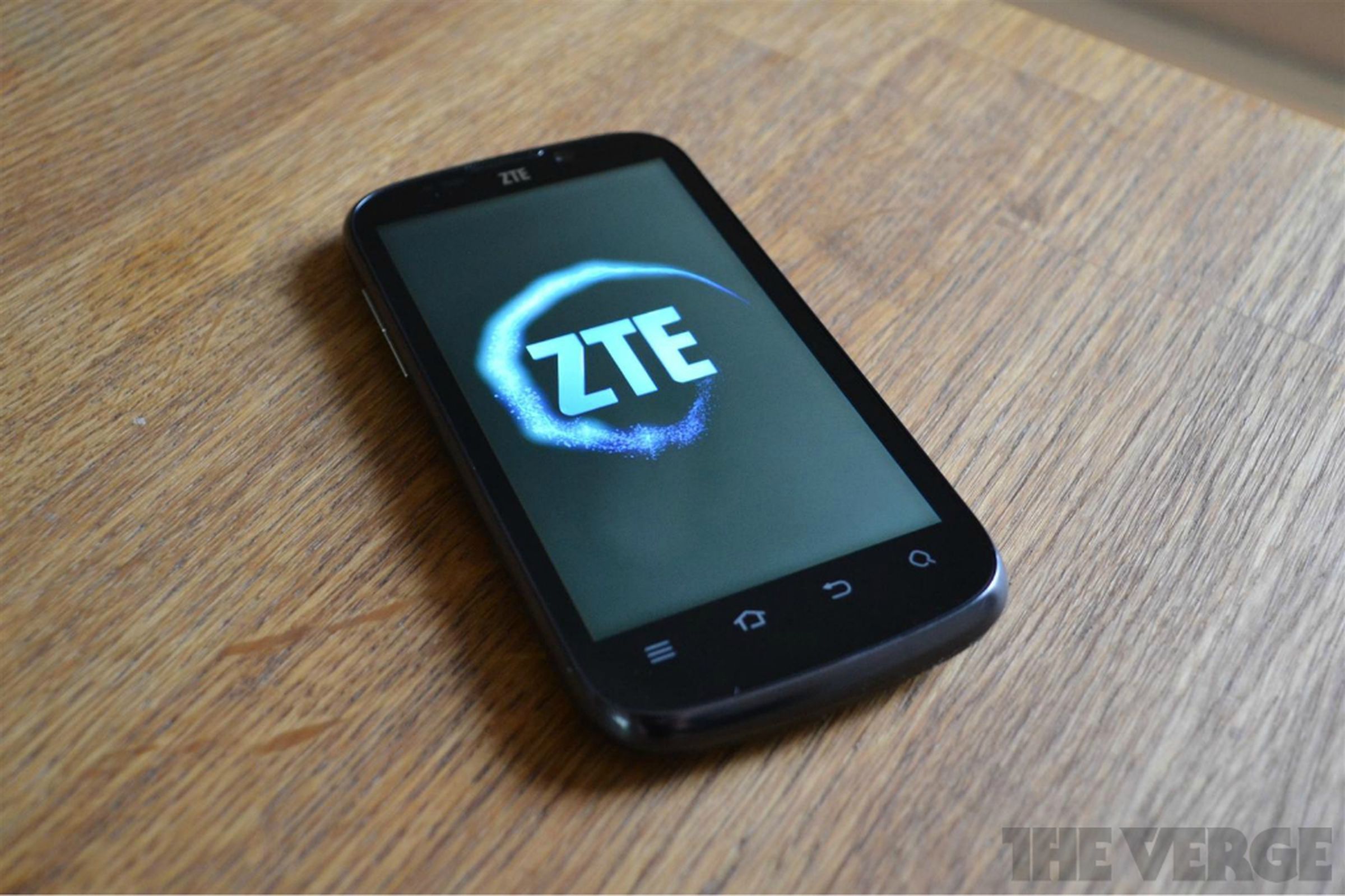 Gallery Photo: ZTE Grand X Review pictures