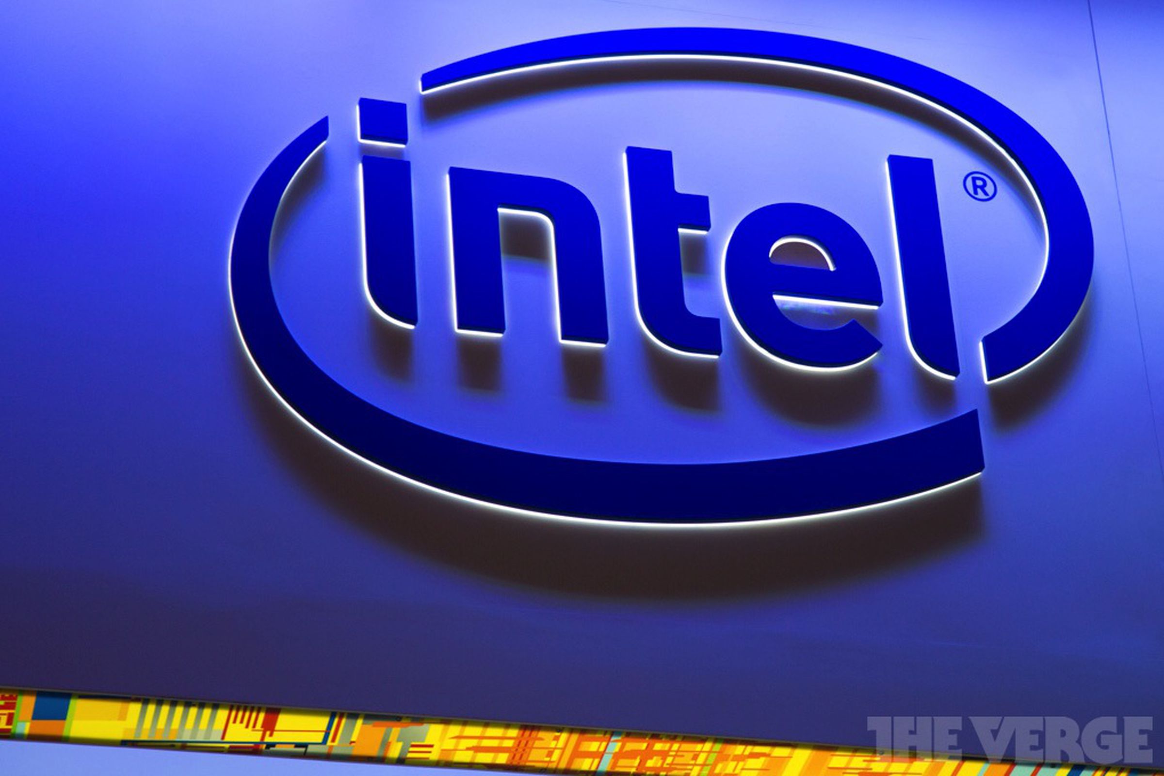 Intel CES 2013 stock 2 1020