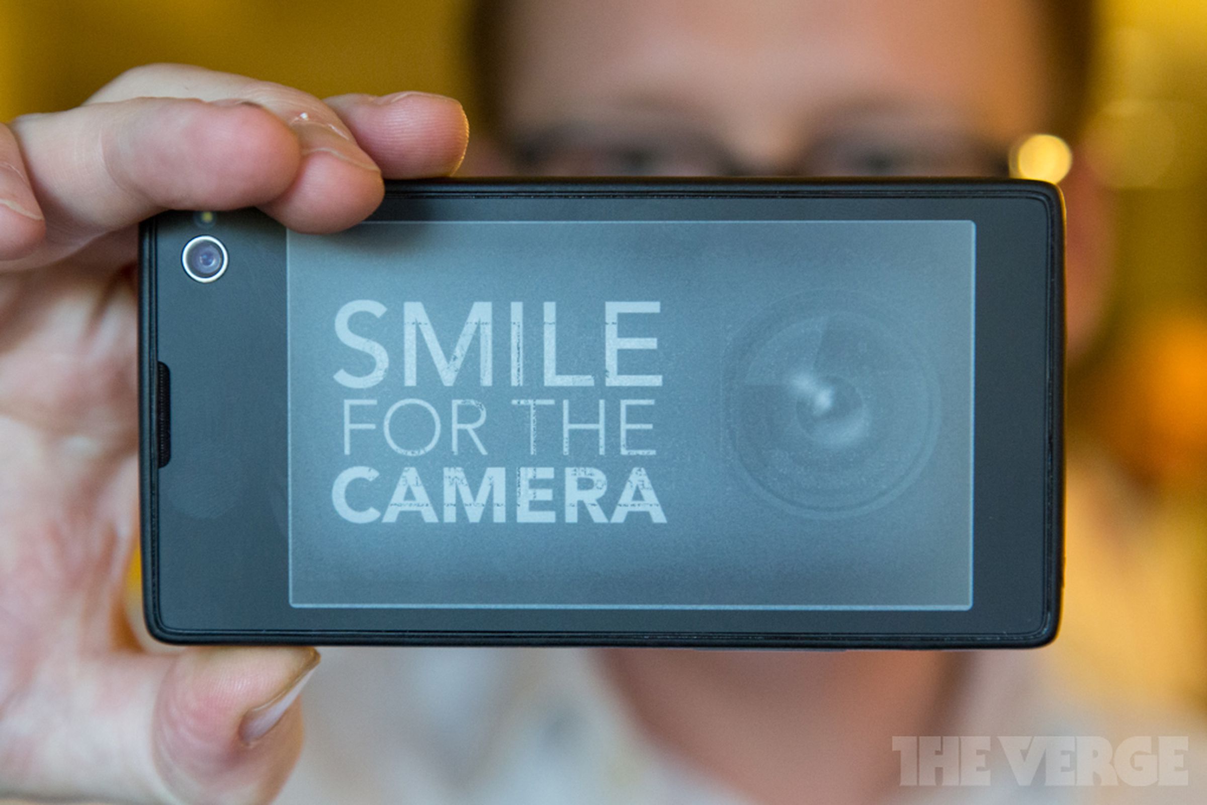 Gallery Photo: YotaPhone hands-on pictures
