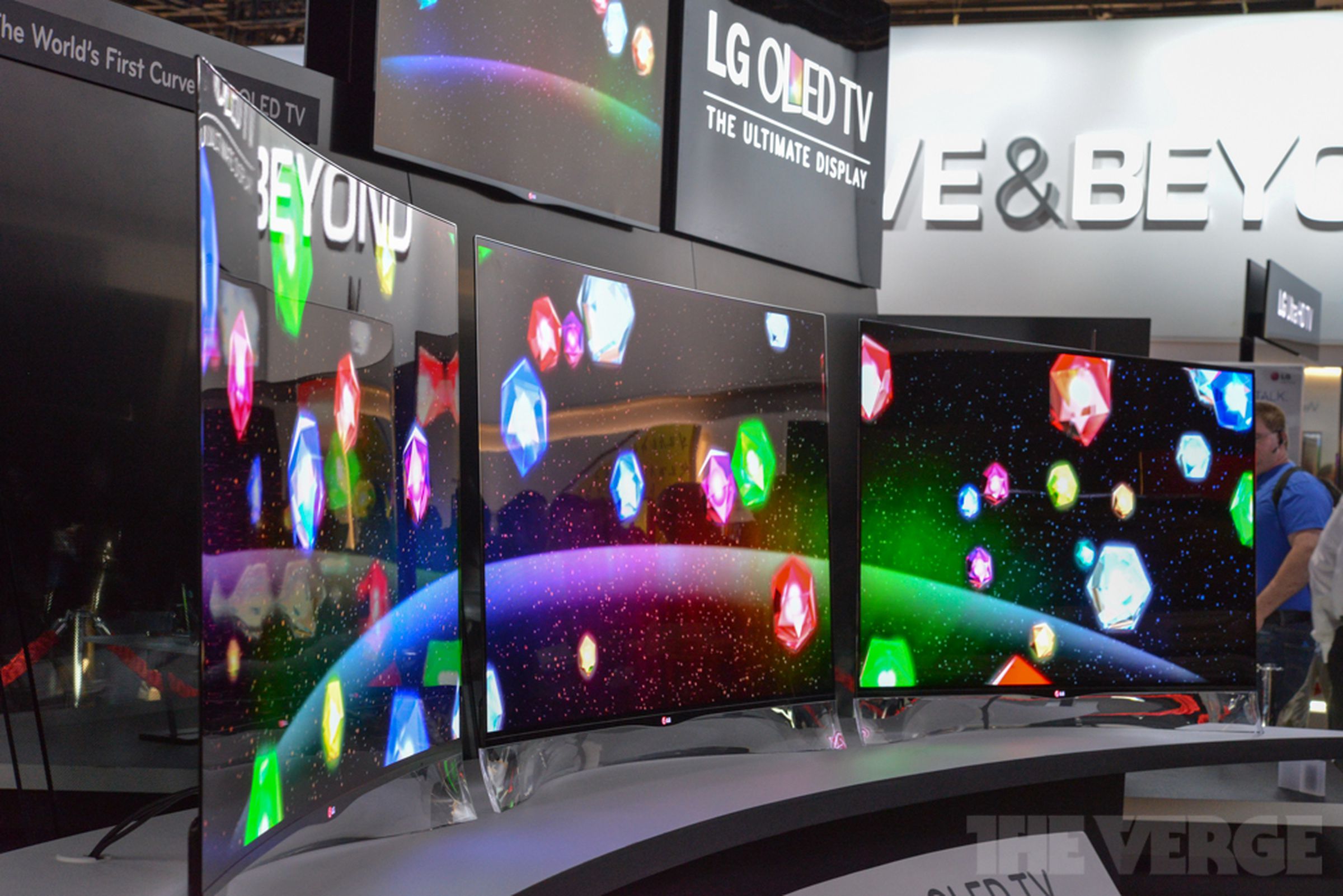 LG curved OLED TV hands-on pictures