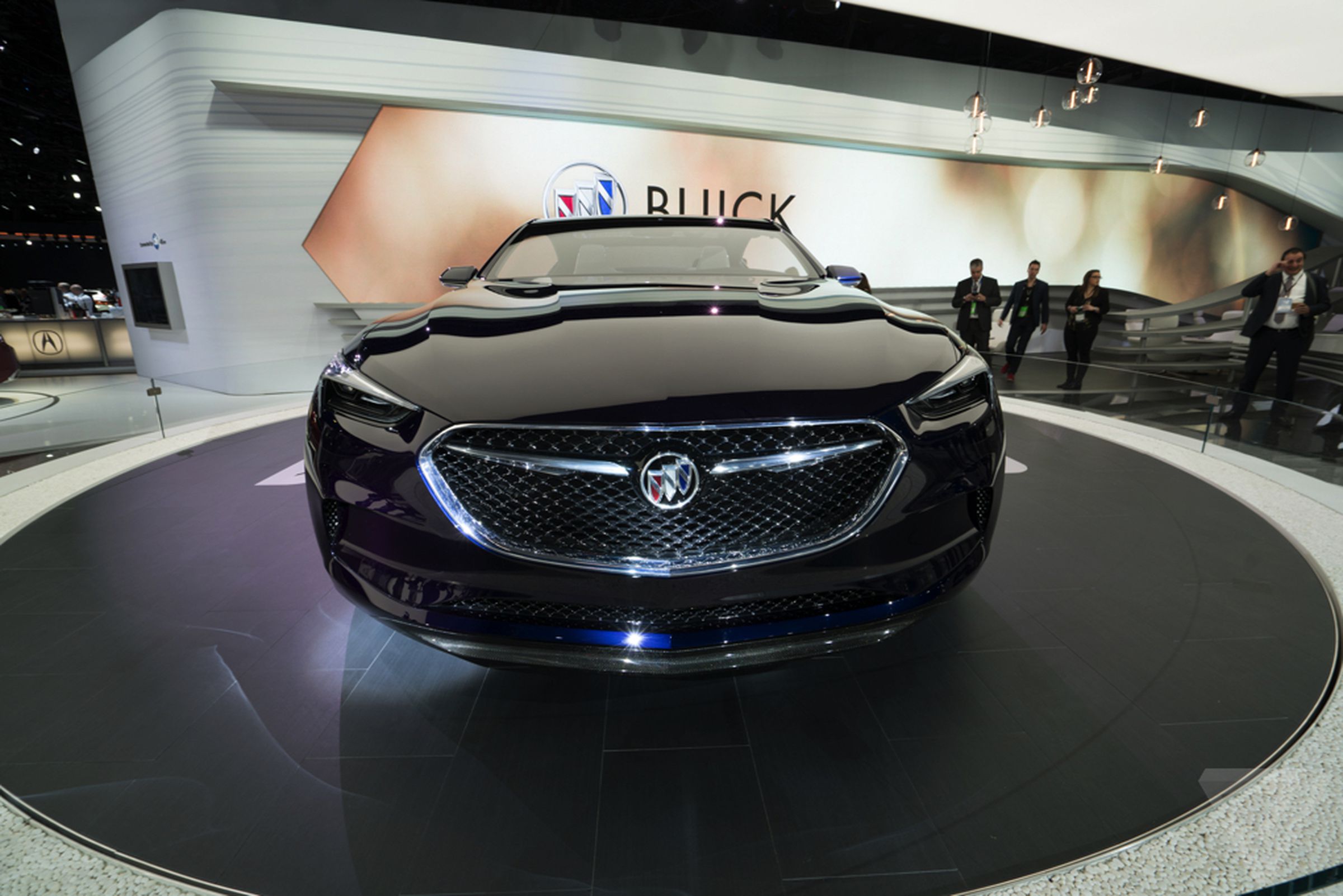 Buick Avista photos at the Detroit Auto Show