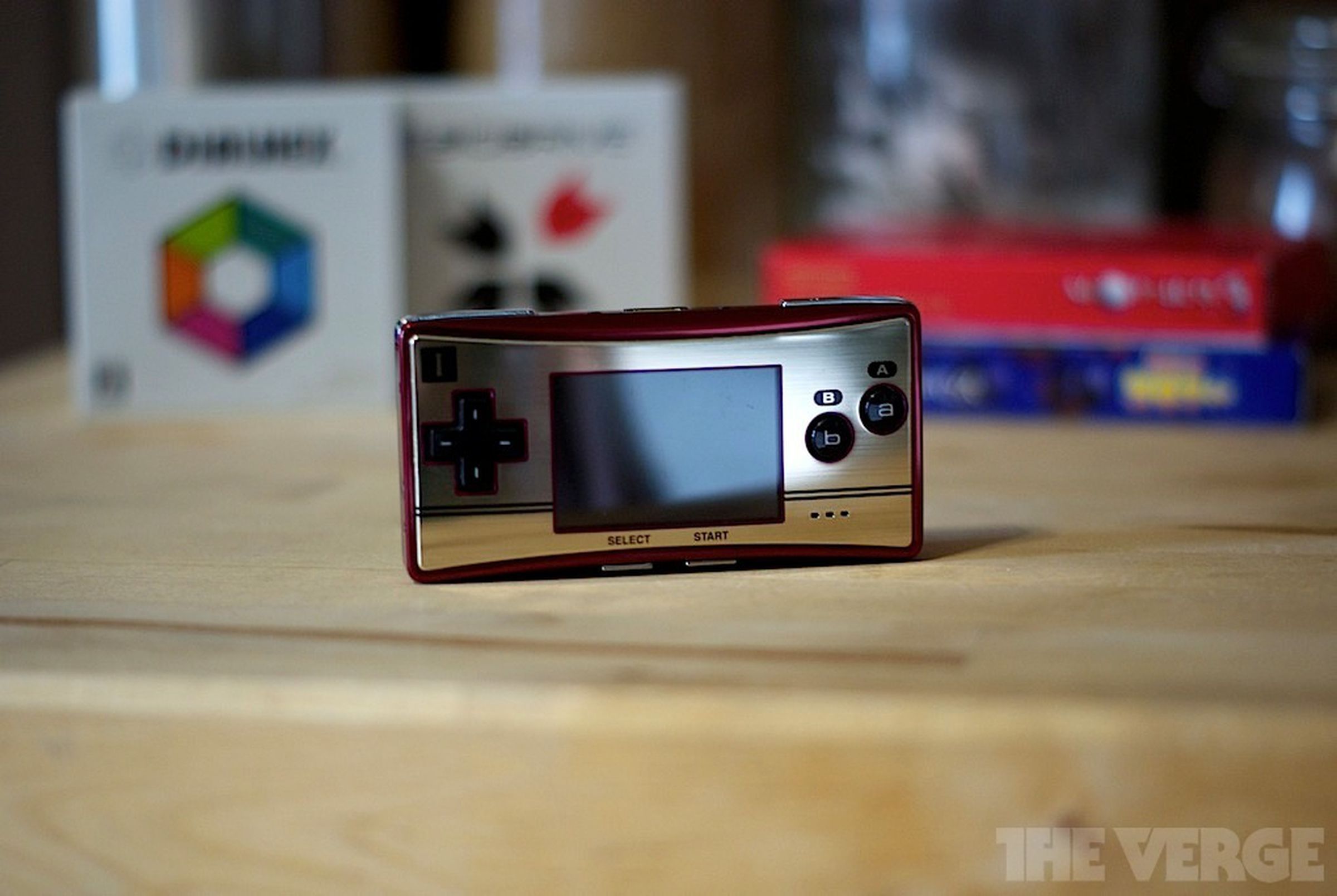 Game Boy Micro hands-on photos