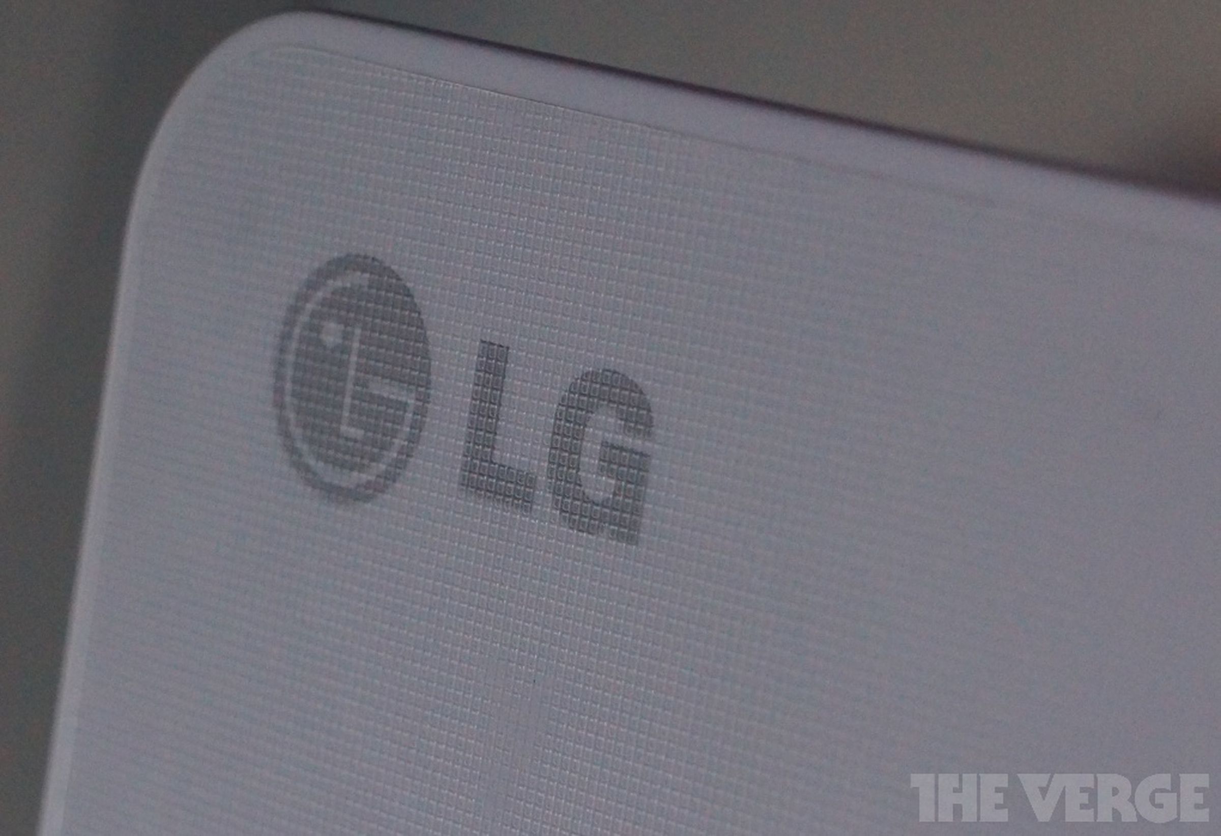 LG Z360 ultrabook hands-on photos