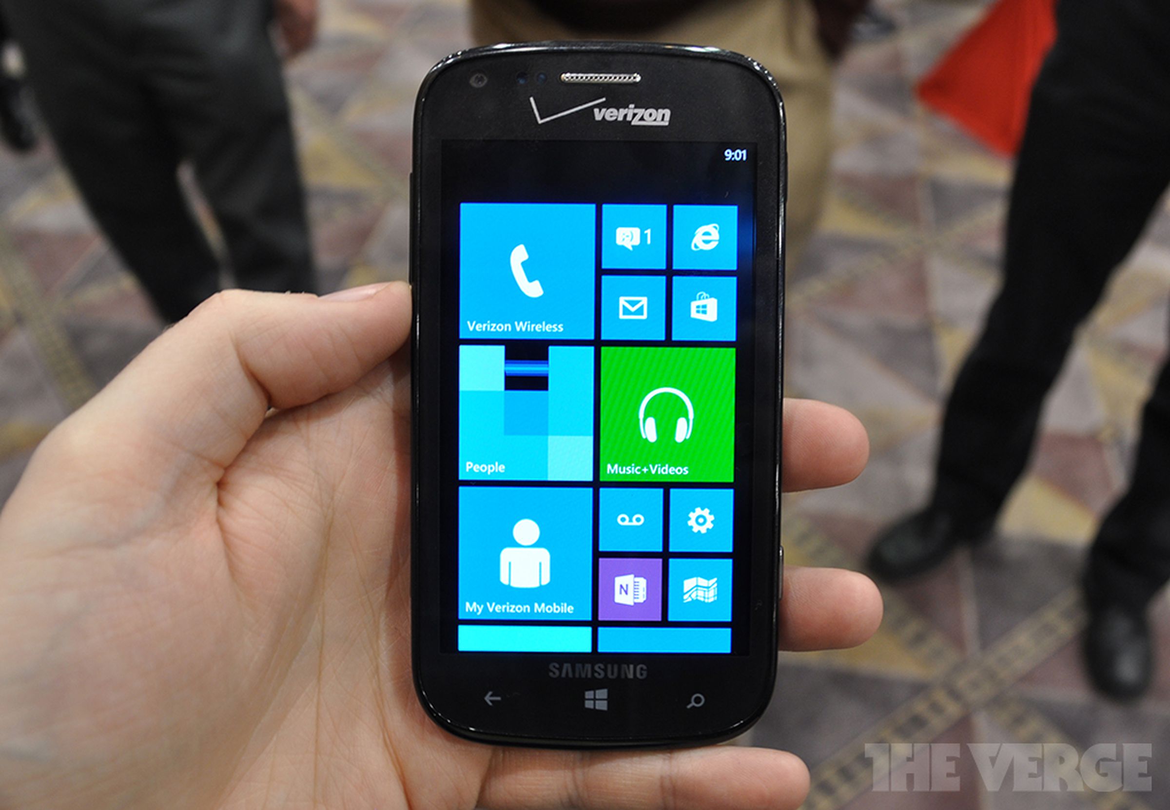 Samsung Ativ Odyssey Windows Phone 8 hands-on photos