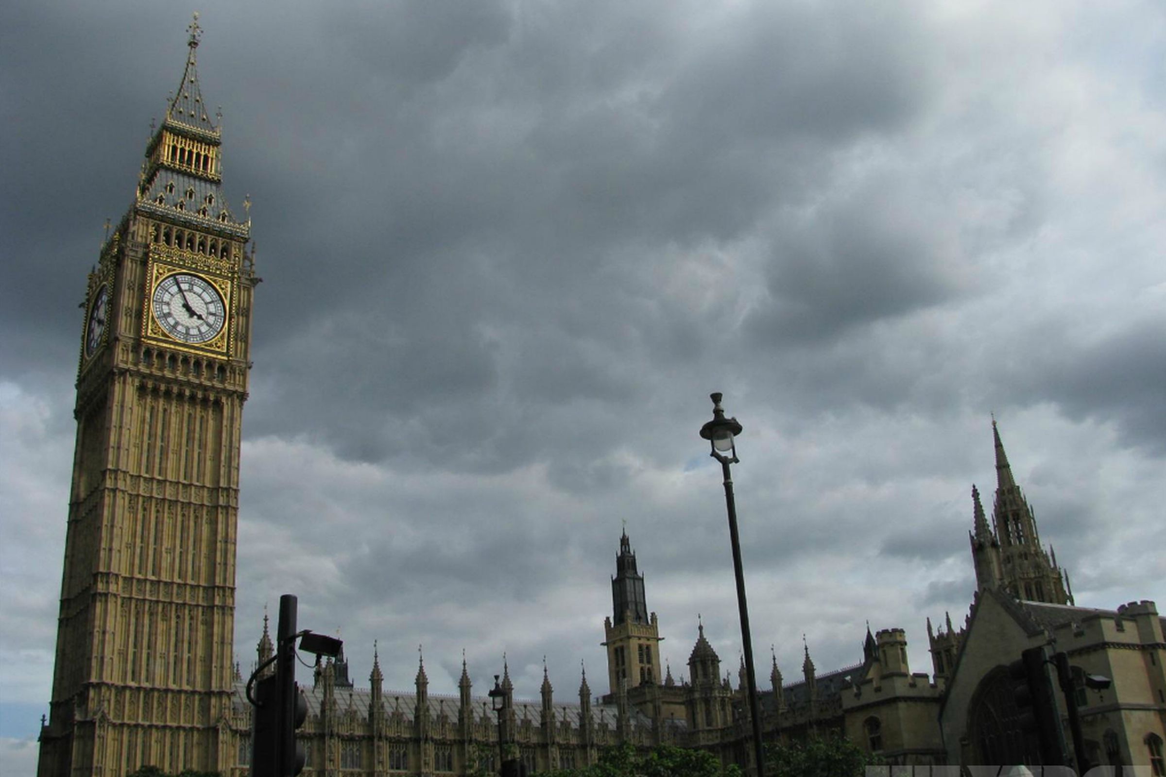 Cloud over British Parliament stock