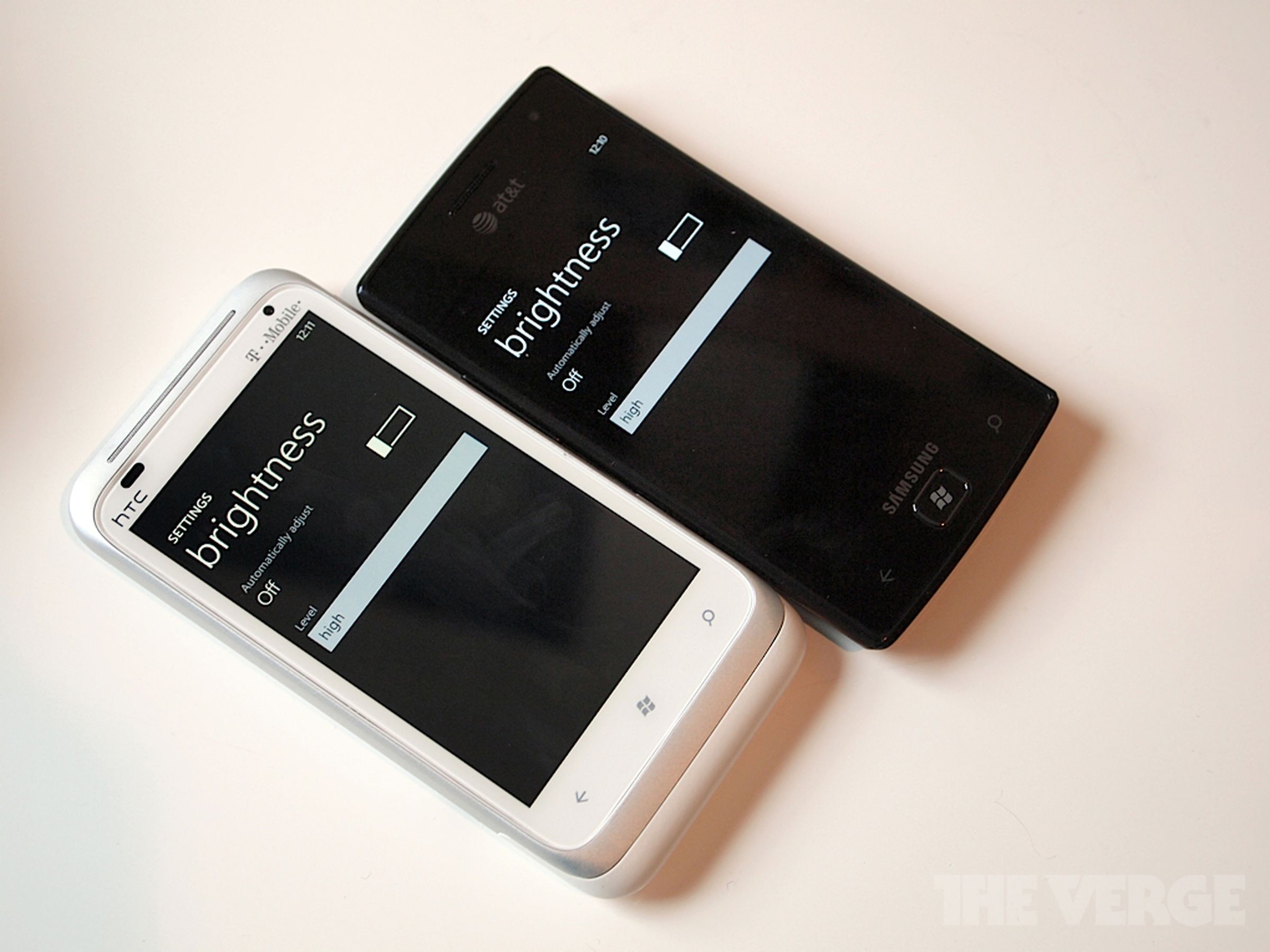 HTC Radar 4G vs. Samsung Focus Flash
